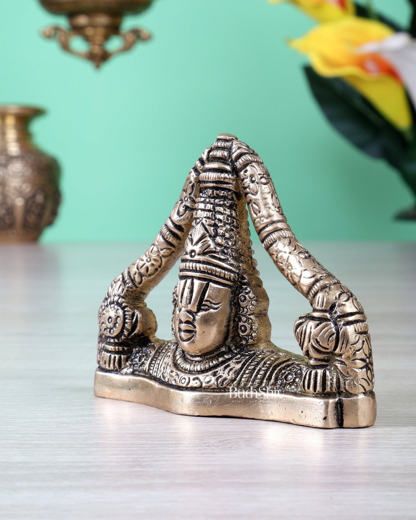 Brass Tirupati Balaji Bust Face Table Idol – Mini Sacred Venkateswara Statue (3 Inch) - Budhshiv.com
