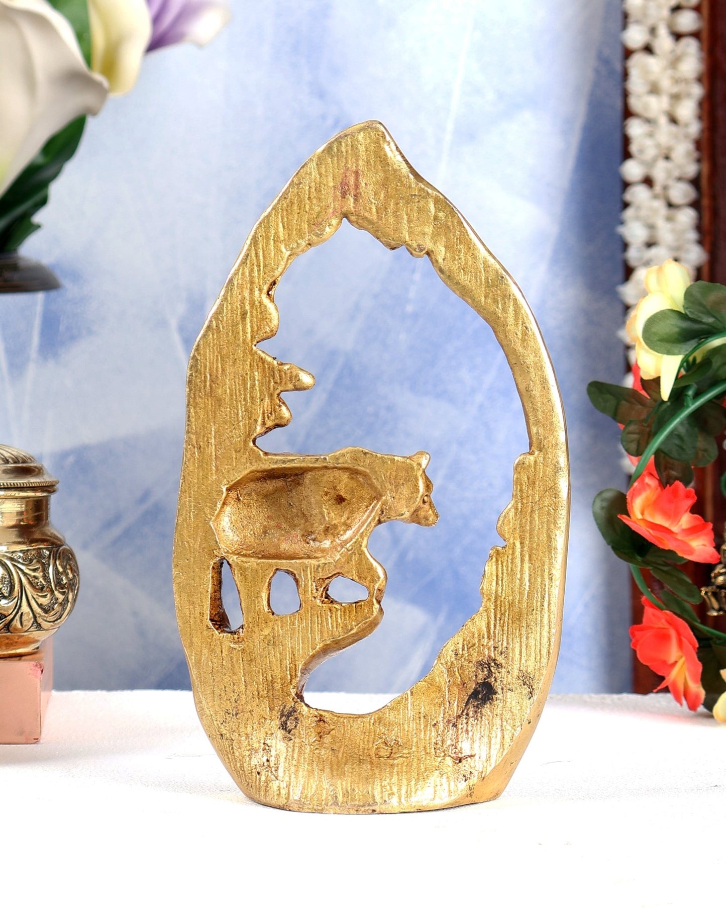 Brass Unique Bear Showpiece – Handcrafted Wildlife Home Décor Sculpture 7.5 inch - Budhshiv.com