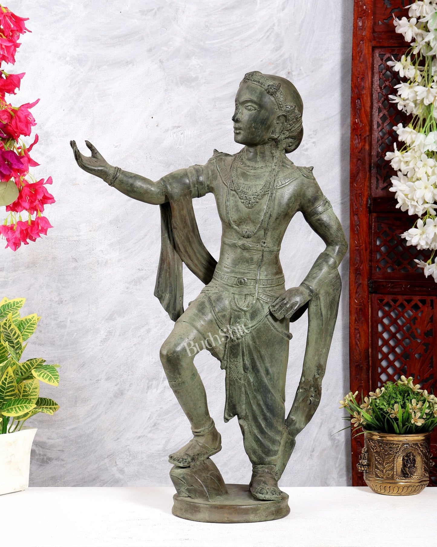 Bronze Krishna Gita Updesh Statue – Vintage Patina | Indonesian Depiction - Budhshiv.com