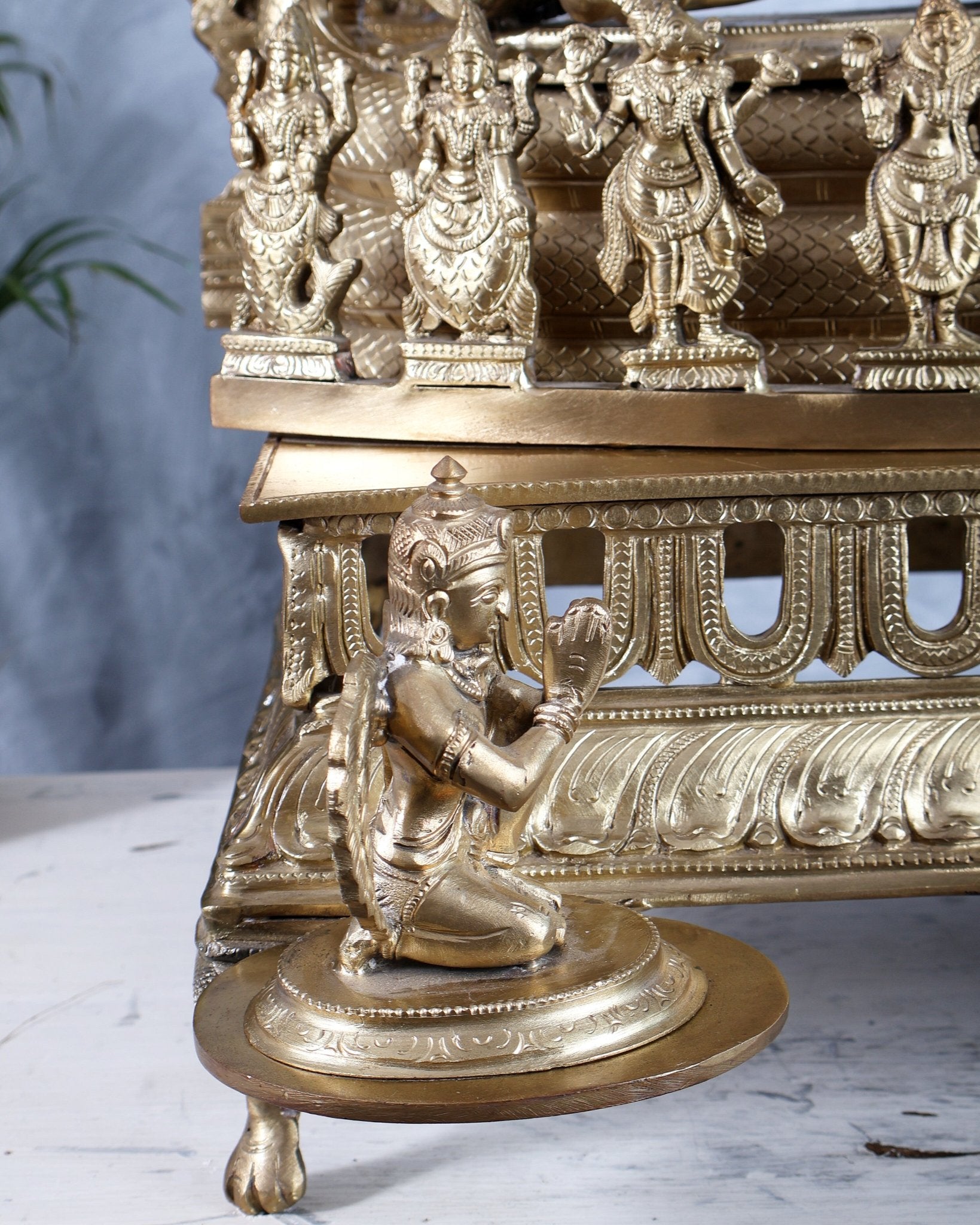 Bronze Padmanabhan Swamy Vishnu with Royal Arch with Dashavatara 27" - Budhshiv.com