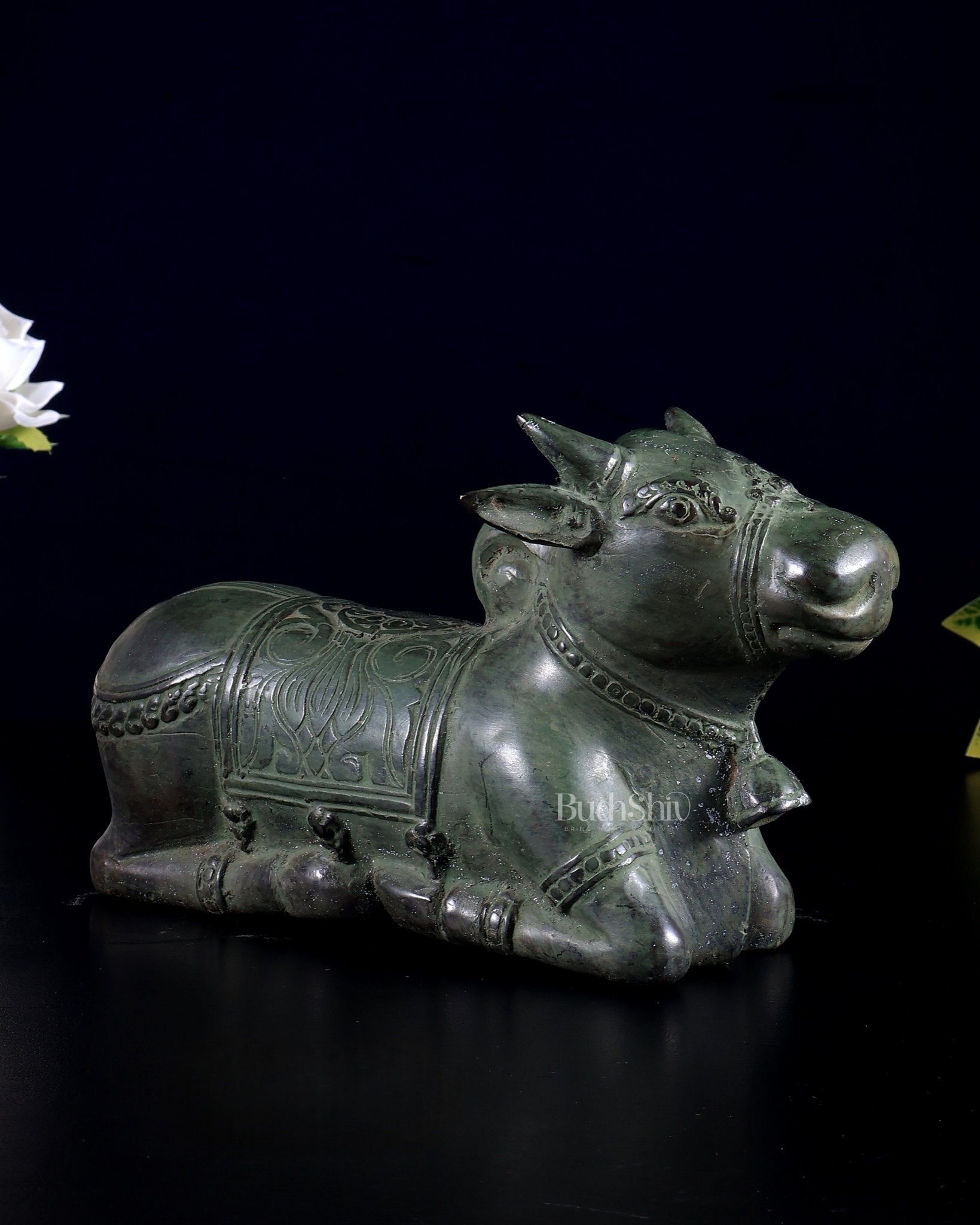 Bronze Vintage Nandi Sculpture 8.5" - Budhshiv.com