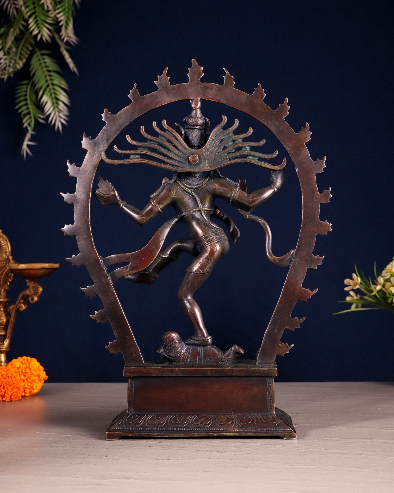 Chola Style Brass Nataraja Statue – Vintage Tone | 12" right leg up - Budhshiv.com