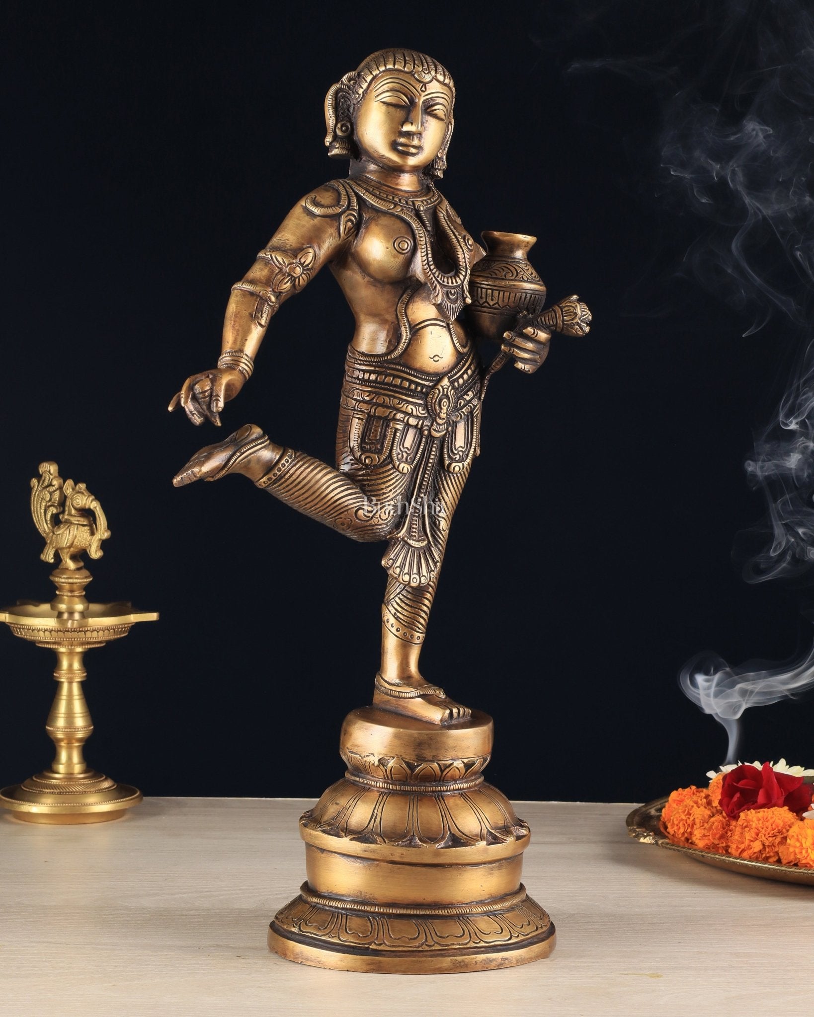 Elegant Brass Pot Lady Sculpture - 16.5 Inches - Budhshiv.com