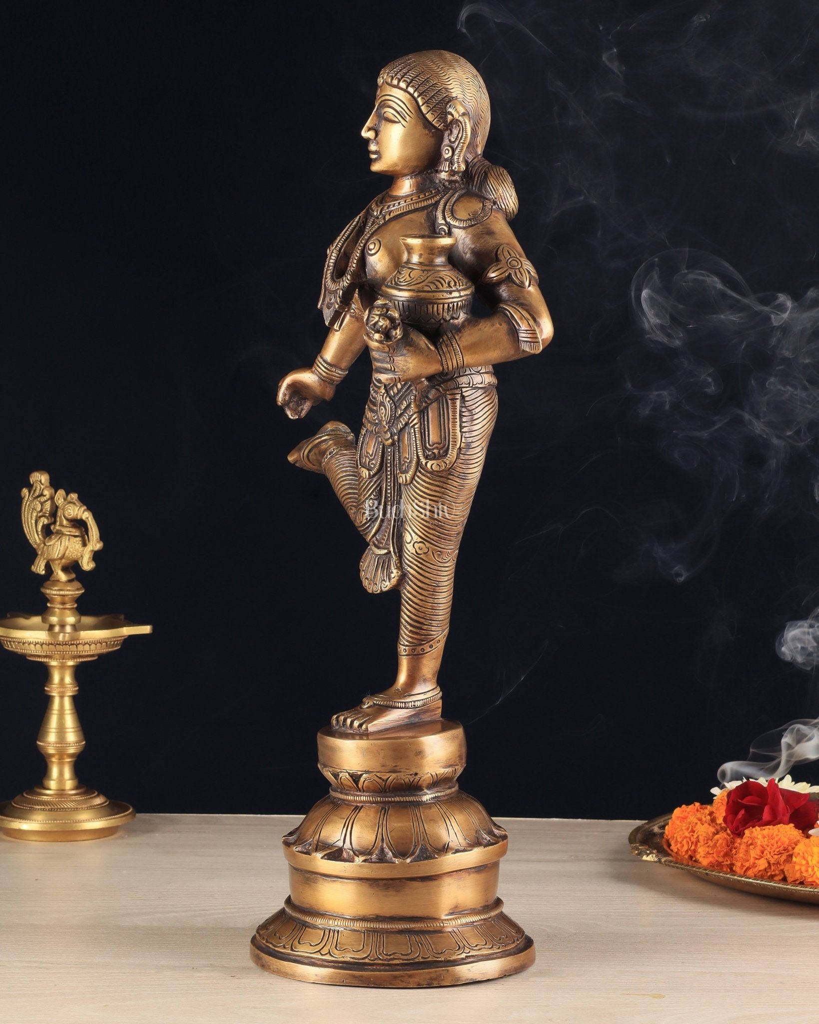 Elegant Brass Pot Lady Sculpture - 16.5 Inches - Budhshiv.com