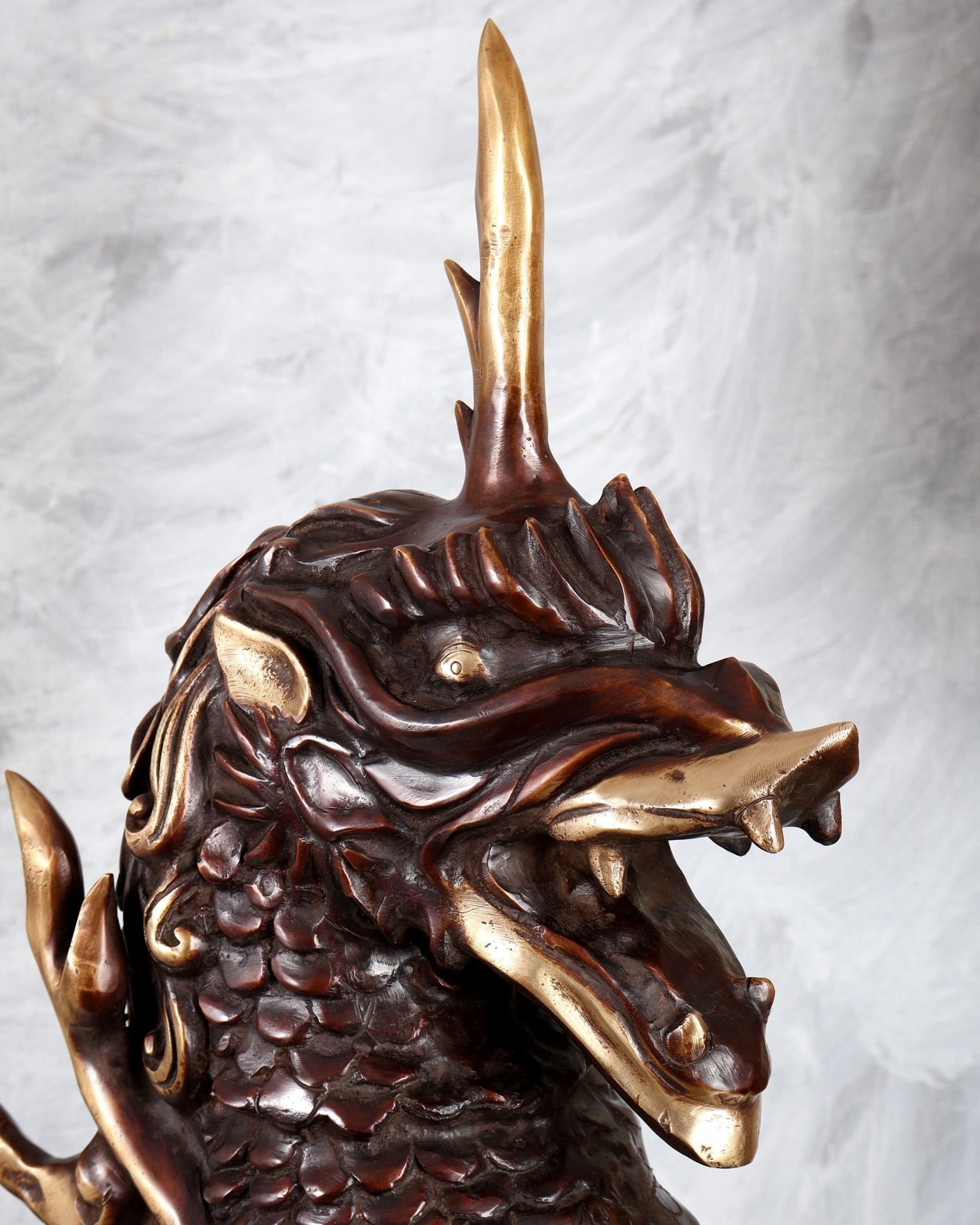 Fiery Tibetan Brass Snow Lion Statue – Copper Brown Dual Tone Finish (34.5 Inches) - Budhshiv.com