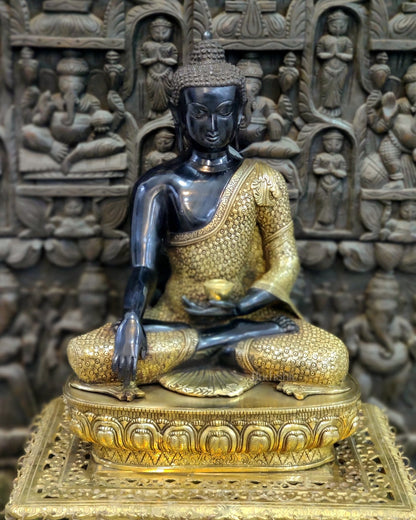 Fine Brass Buddha Statue | Bhoomisparsha Mudra |22.5 inch - Budhshiv.com