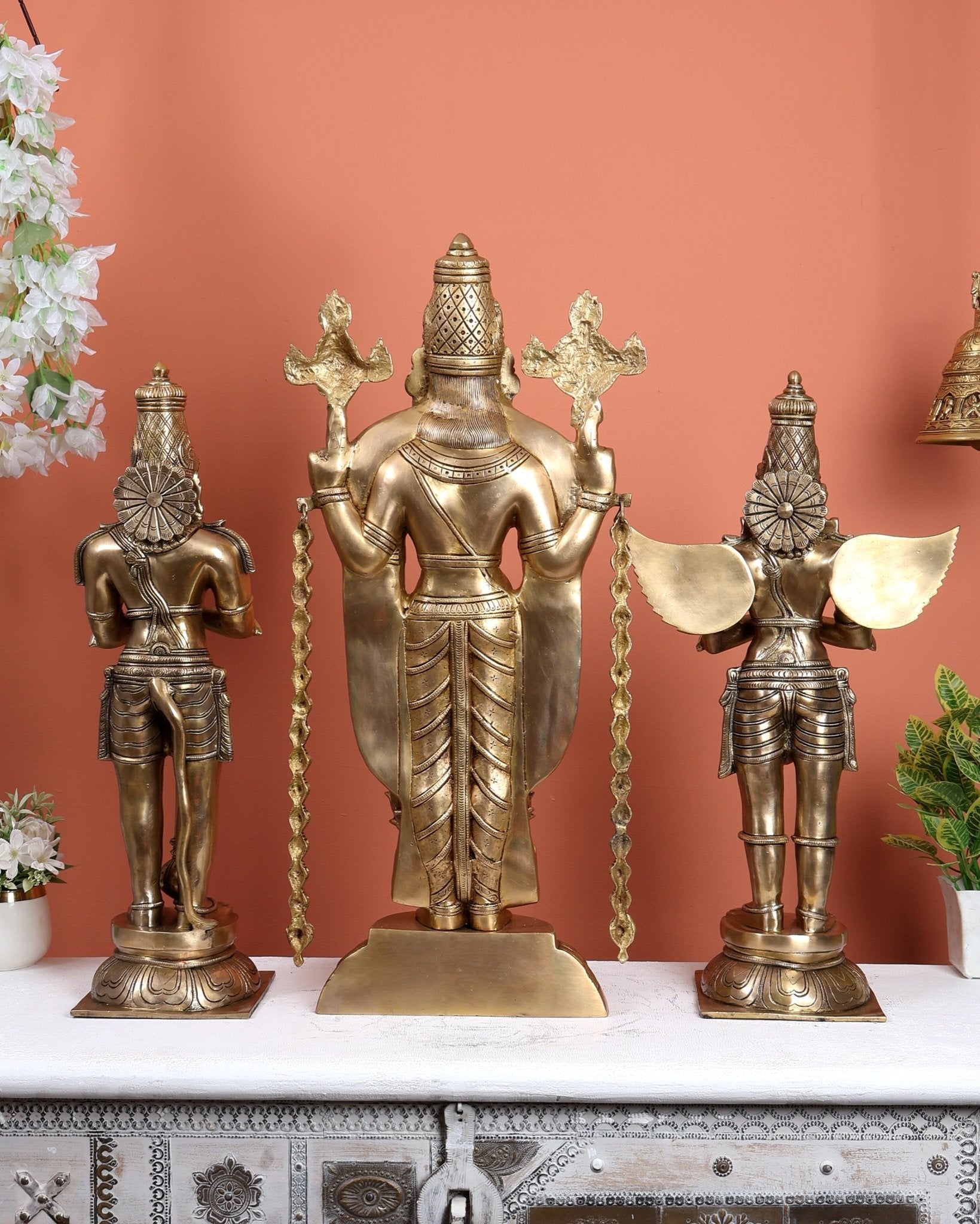 Grand Brass Tirupati Balaji with Lakshmi, Hanuman & Garuda Divine Temple Set 28 inch - Budhshiv.com
