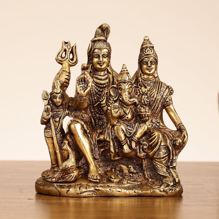 Handcrafted Brass Lord Shiva Parivaar Idol 6" - Budhshiv.com