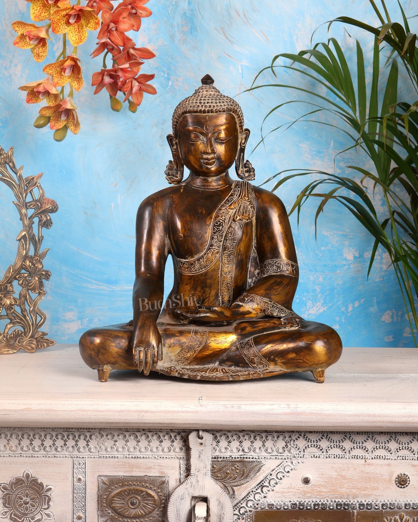 Handcrafted Fine Brass Buddha Statue | Bhoomisparsha Mudra |15" - Budhshiv.com
