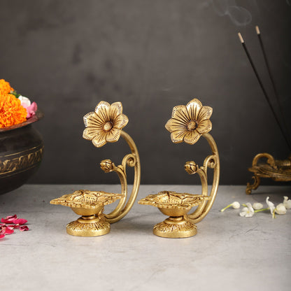 Handcrafted Pure Brass Oil Lamp Diya with Flower Handle - 6 - inch - Budhshiv.com