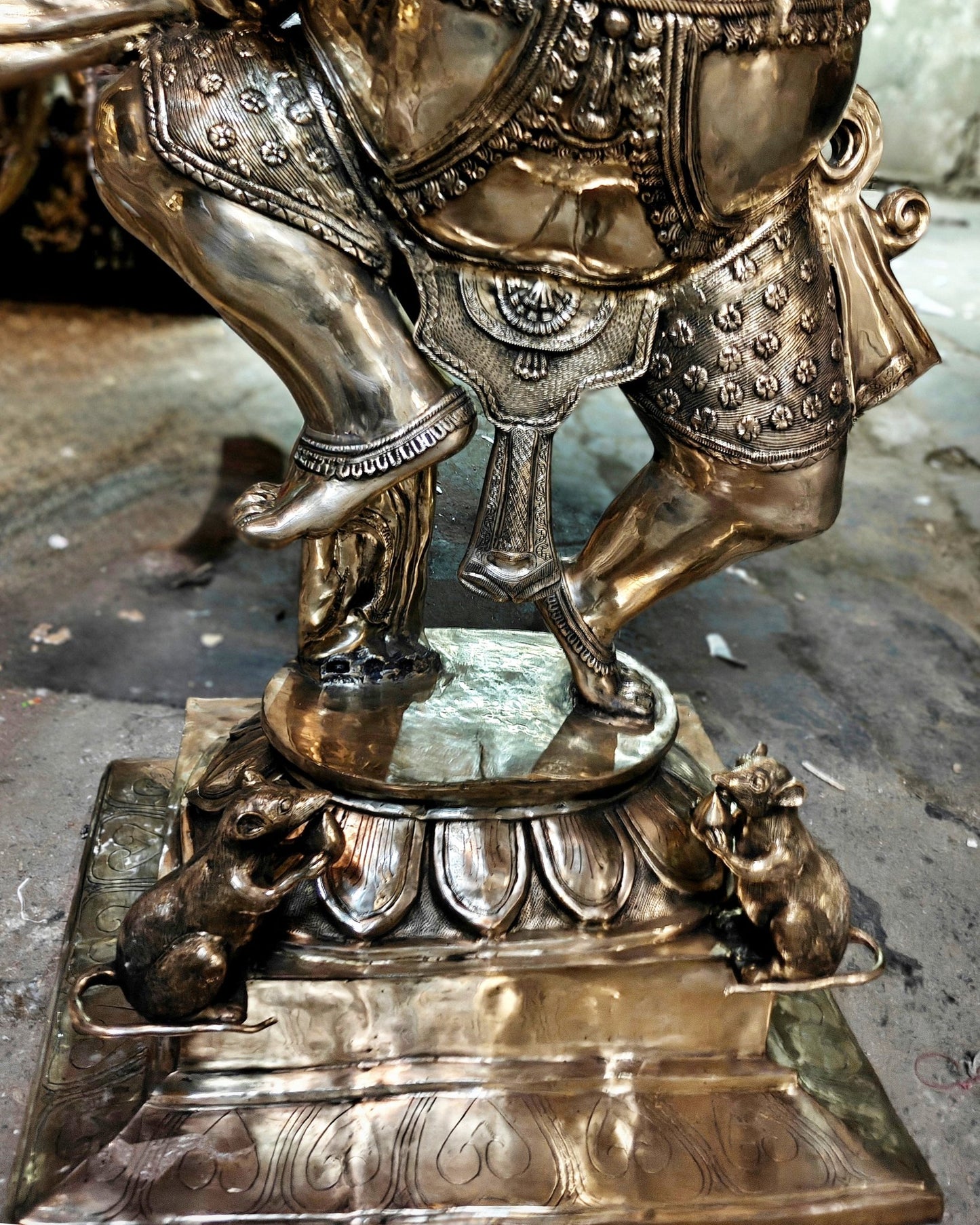 Large Brass Dancing Ganesha Nritya Ganapati Statue massive 82 inch/ 7 feet sculpture - Budhshiv.com