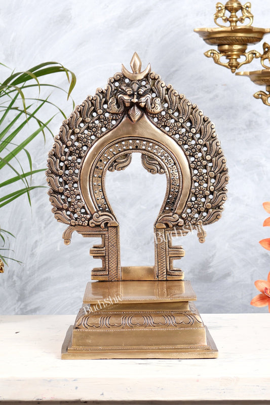 Large Brass Peetha Prabhavali with Kirtimukha Yali Design | Temple Backdrop for God Idols 14.75" - Budhshiv.com