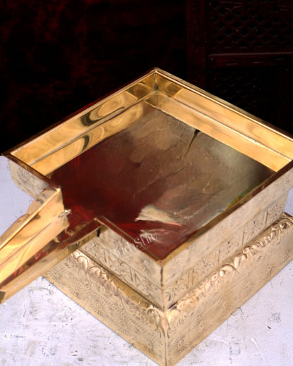 Large Premium Brass Abhishekam Patra with 14-Inch Idol Platform – Traditional Pooja Essential - Budhshiv.com