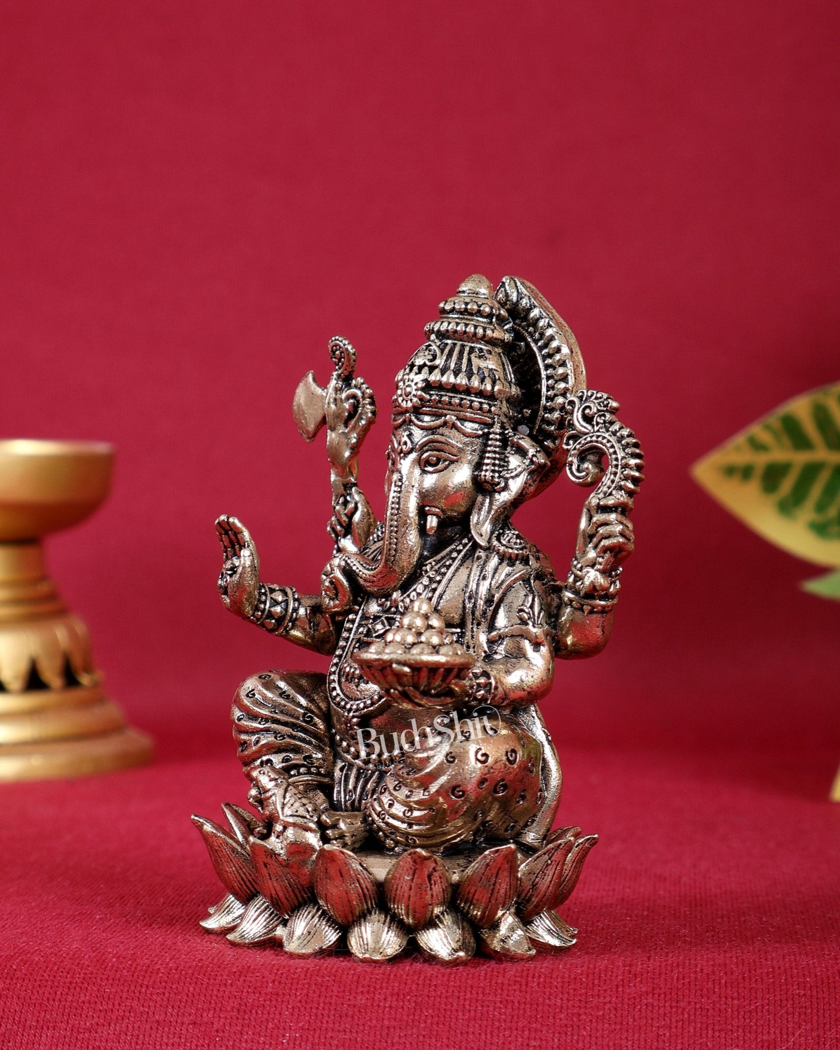 Lord Ganesha idol with Right - Side Trunk - Budhshiv.com