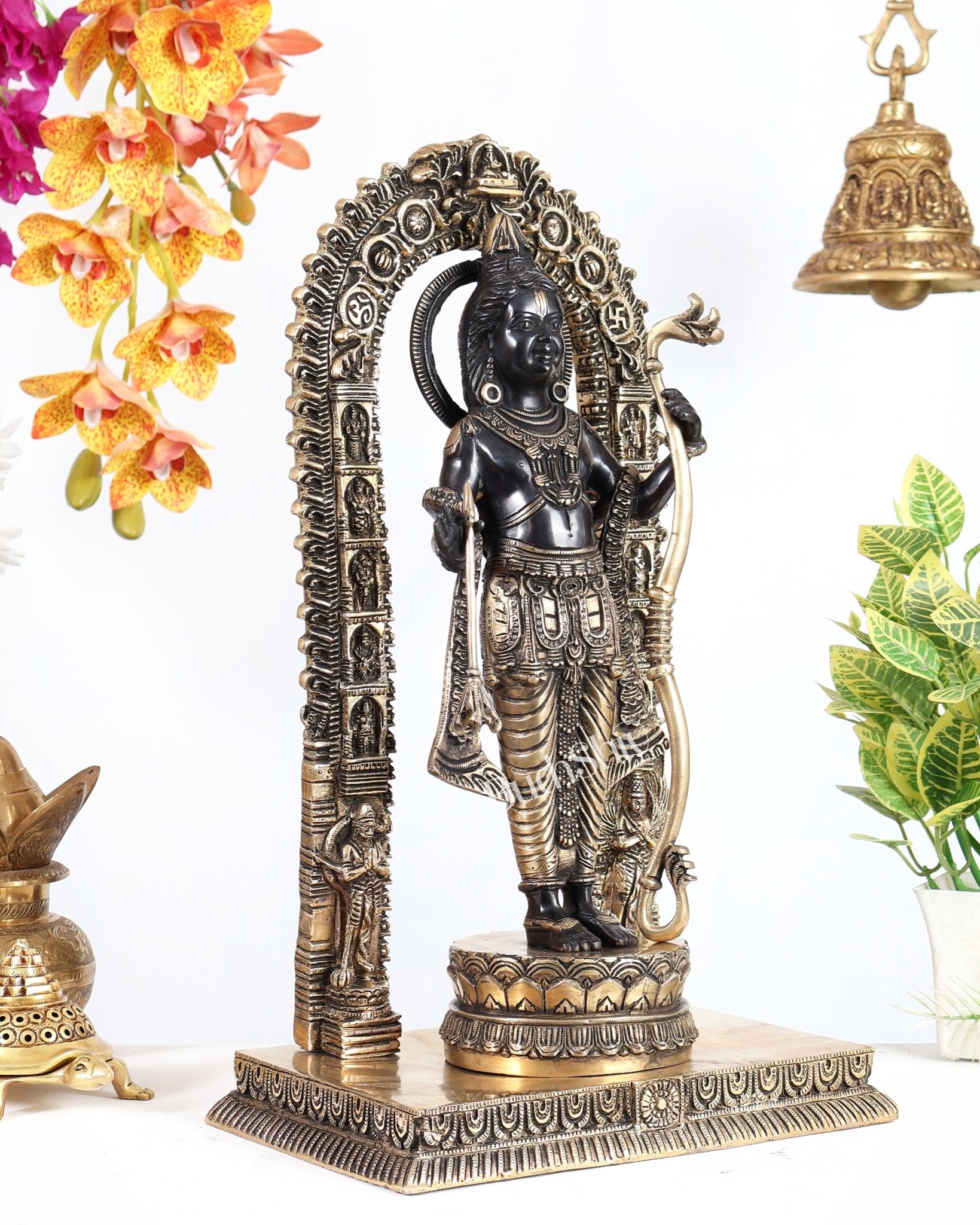 Majestic Ayodhya Ram Lalla Superfine Brass Sculpture - Black Edition, 18.5 Inch - Budhshiv.com
