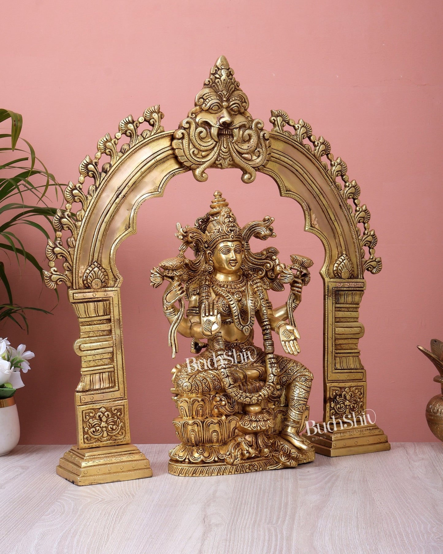Majestic Brass Goddess Lakshmi Idol with Kirtimukha Prabhavali Arch Aureole | Superfine Temple Decor Set (21.5 Inch Frame) - Budhshiv.com