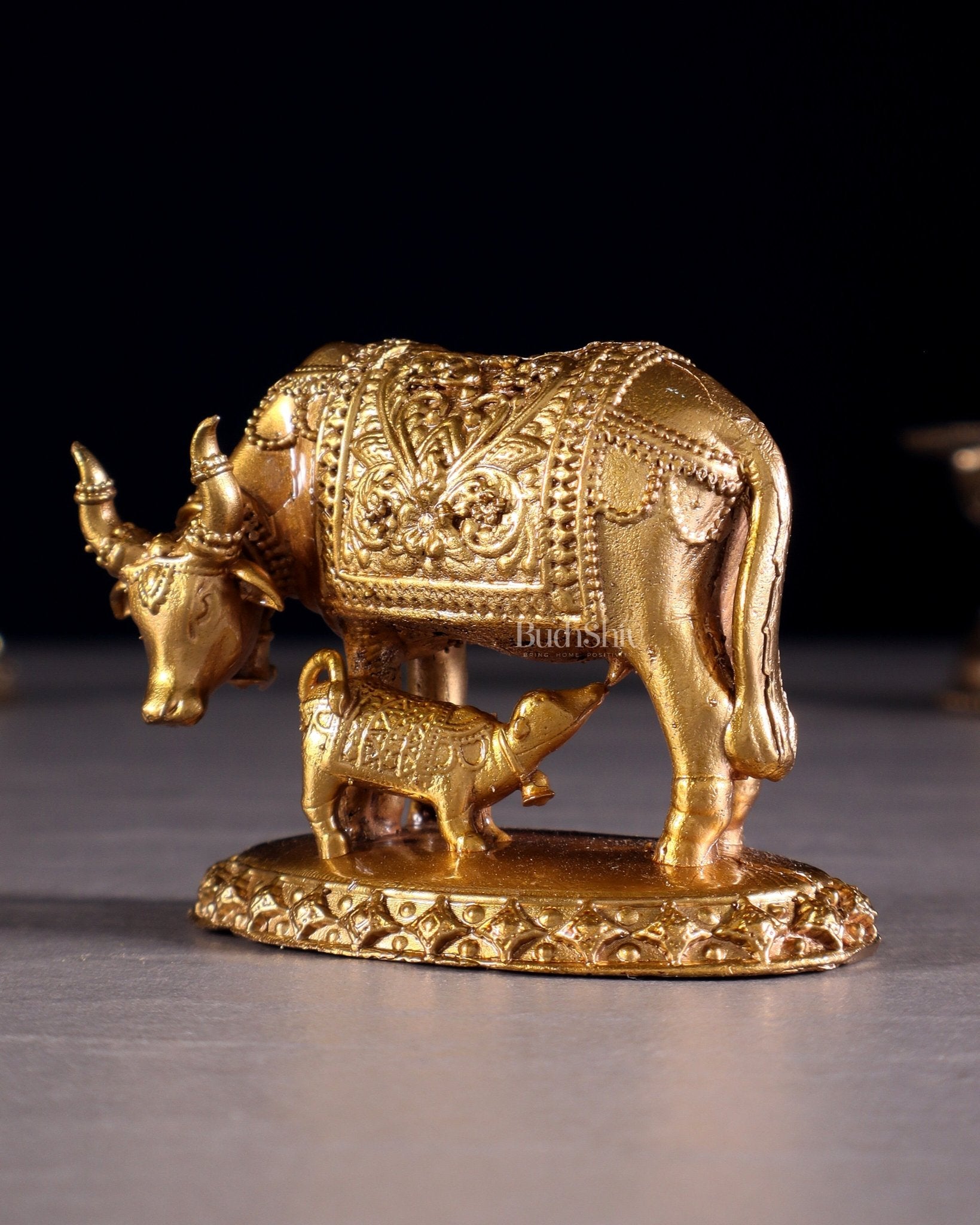 Panchaloha Pure Bronze Cow with Calf Idol – Gomatha Kamdhenu | 2.5" - Budhshiv.com