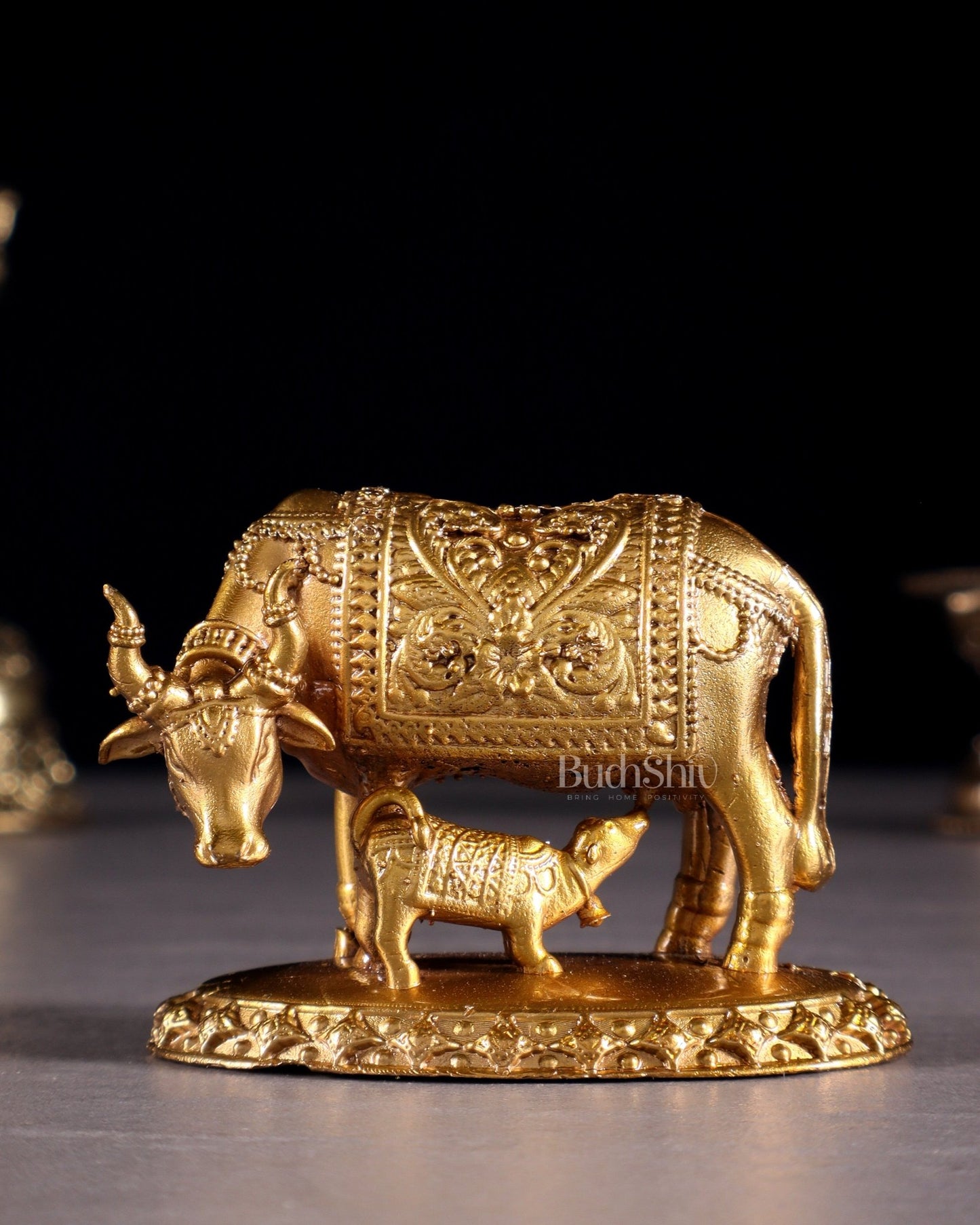 Panchaloha Pure Bronze Cow with Calf Idol – Gomatha Kamdhenu | 2.5" - Budhshiv.com