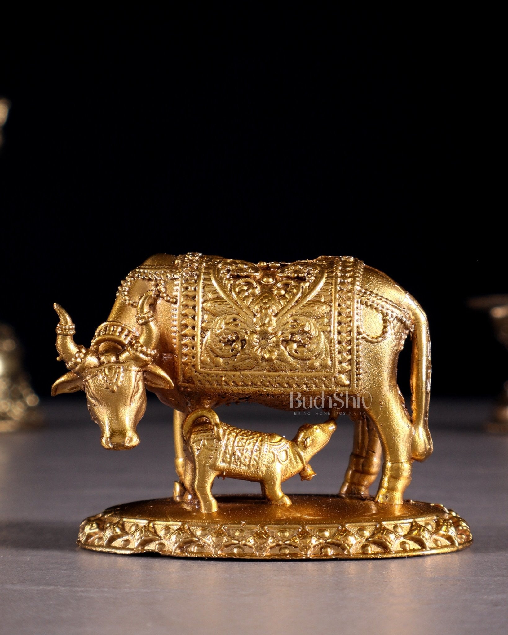 Panchaloha Pure Bronze Cow with Calf Idol – Gomatha Kamdhenu | 2.5" - Budhshiv.com