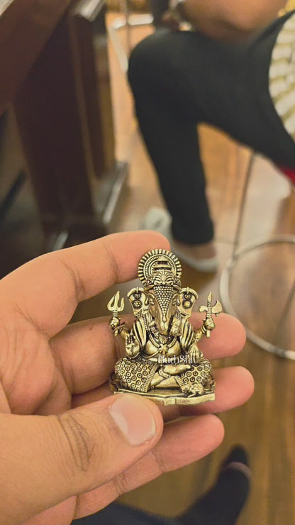 Brass Superfine Intricate Dagduseth Ganesha Idol – 2"