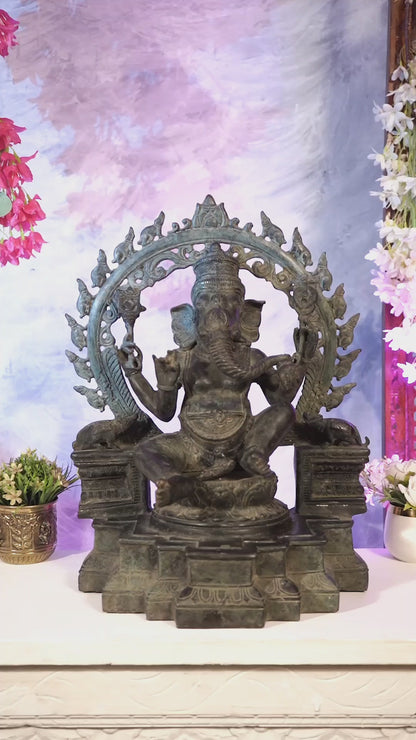 Vintage Bronze Lord Ganesha with Unique Mouse Prabhavali – Balinese Lost-Wax Casting (21 Inches)