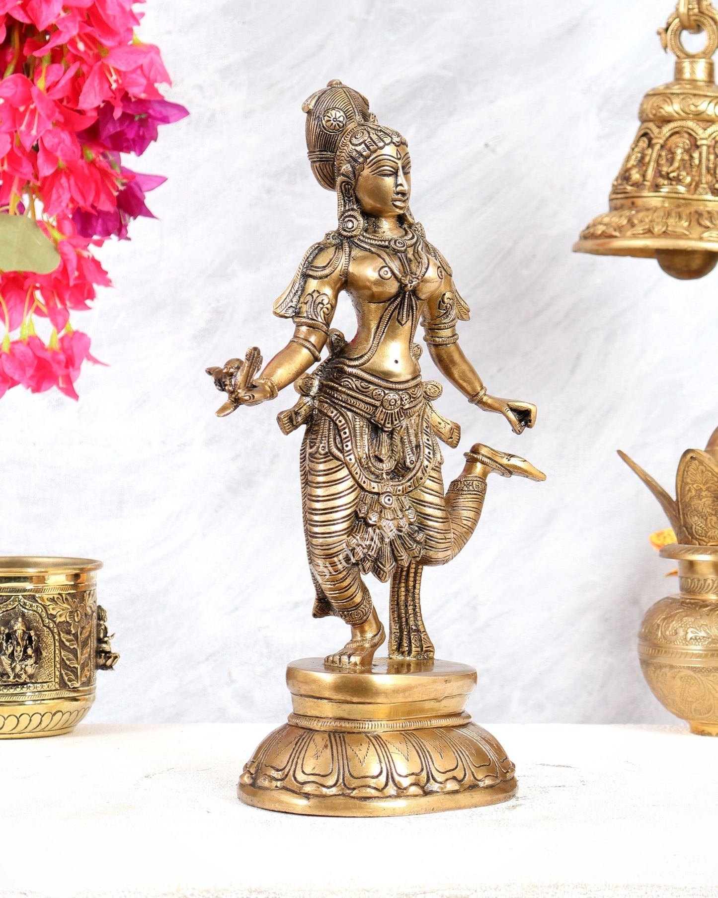Pure Brass Apsara Lady Statue – Picking Thorn from Foot 13 inch - Budhshiv.com