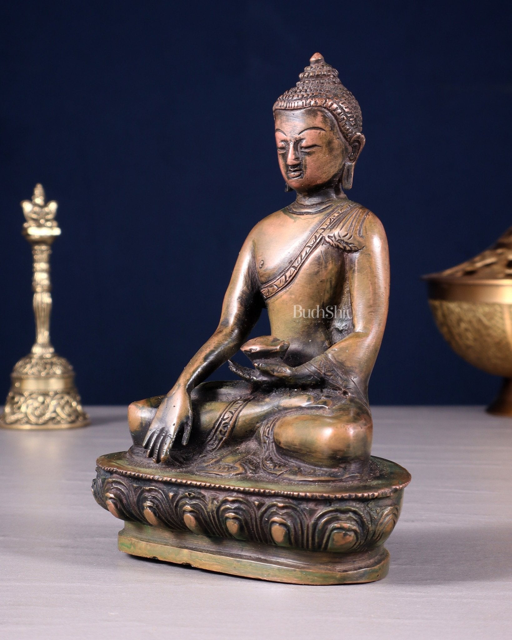 Pure Brass Buddha Bhumisparsha Nirvana Mudra Idol 5.5" - Budhshiv.com