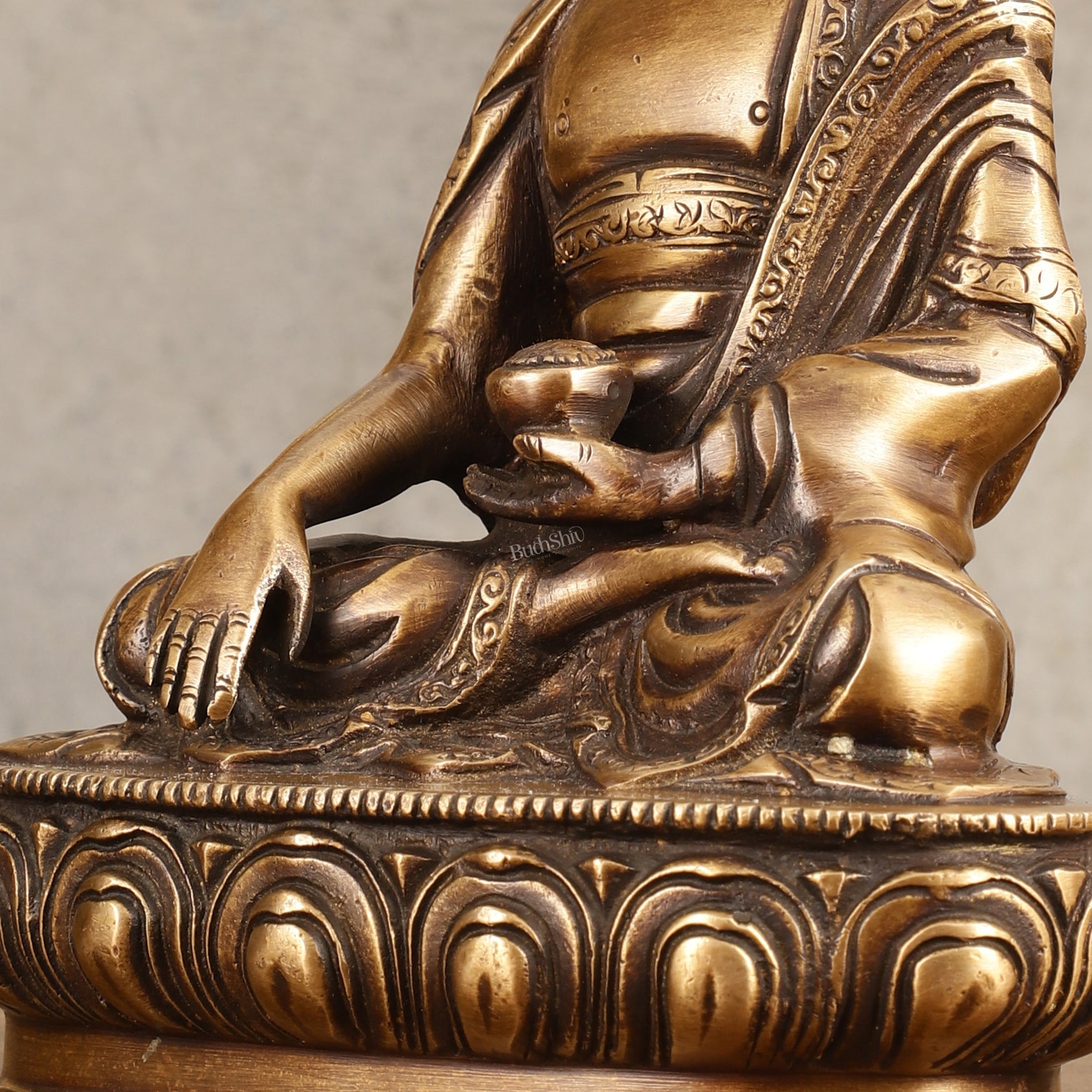 Pure Brass Buddha Statue - Antique burnt finish, 8" Height - Budhshiv.com