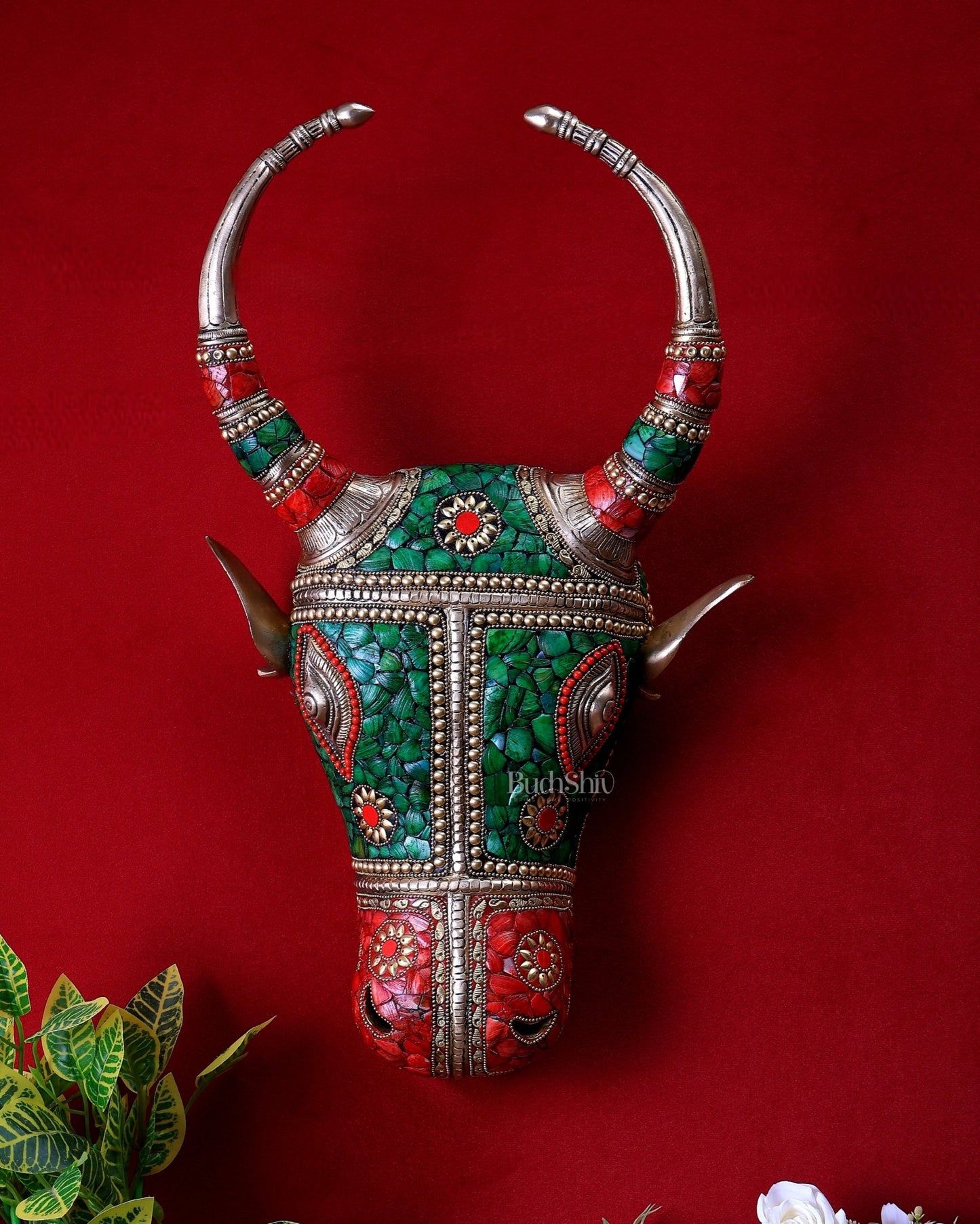Pure Brass bull Face Wall Hanging with unique Stonework – 18.5” - Budhshiv.com