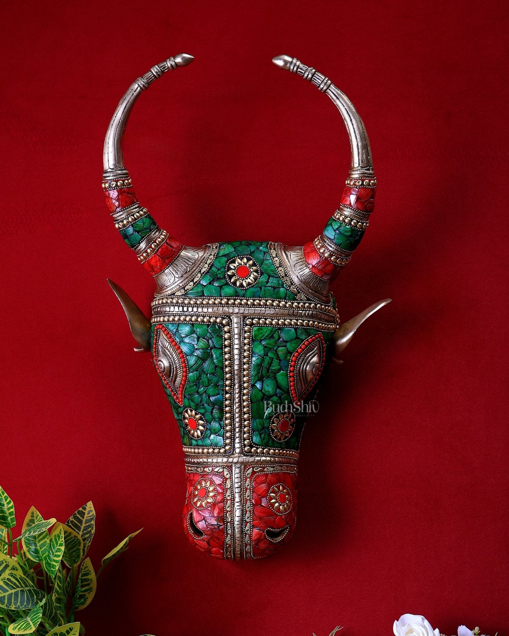 Pure Brass bull Face Wall Hanging with unique Stonework – 18.5” - Budhshiv.com