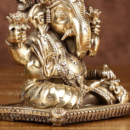 Pure Brass Dagduseth Ganapati Idol | Intricately Carved | Height 4 inch - Budhshiv.com