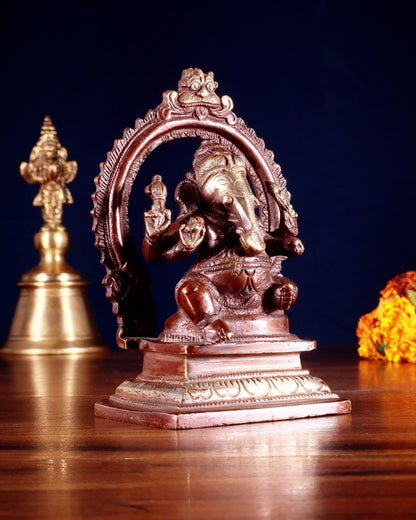Pure Brass Dakshina Mukhi Ganesha Idol – Right Side Trunk 5" Dual tone - Budhshiv.com