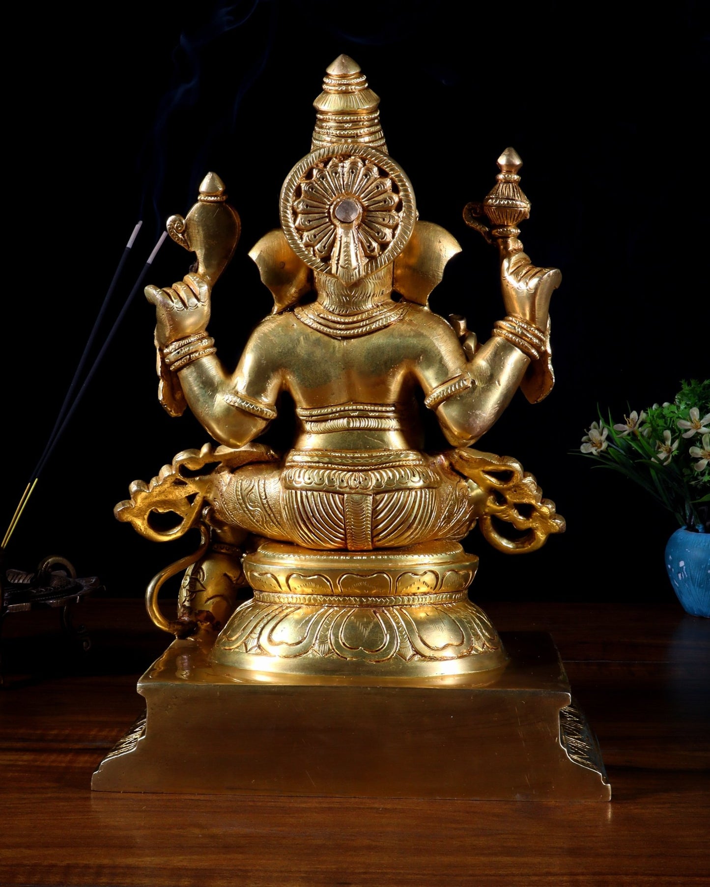 Pure Brass Dakshinabhimukhi Ganapati Statue 13" right side trunk ganesha idol valampuri - Budhshiv.com