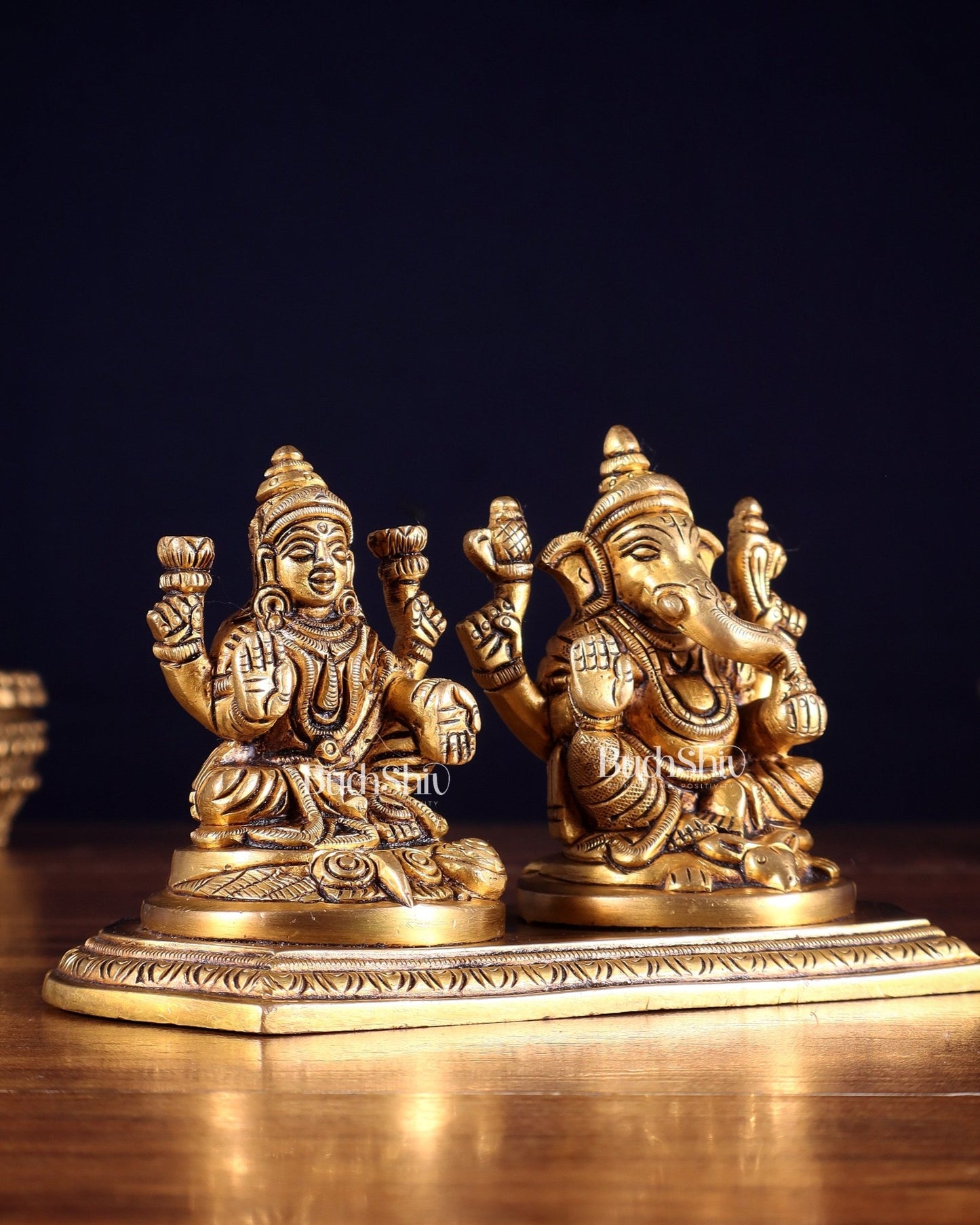 Pure Brass Ganesh Lakshmi Idol on Same Base 4 inch - Budhshiv.com