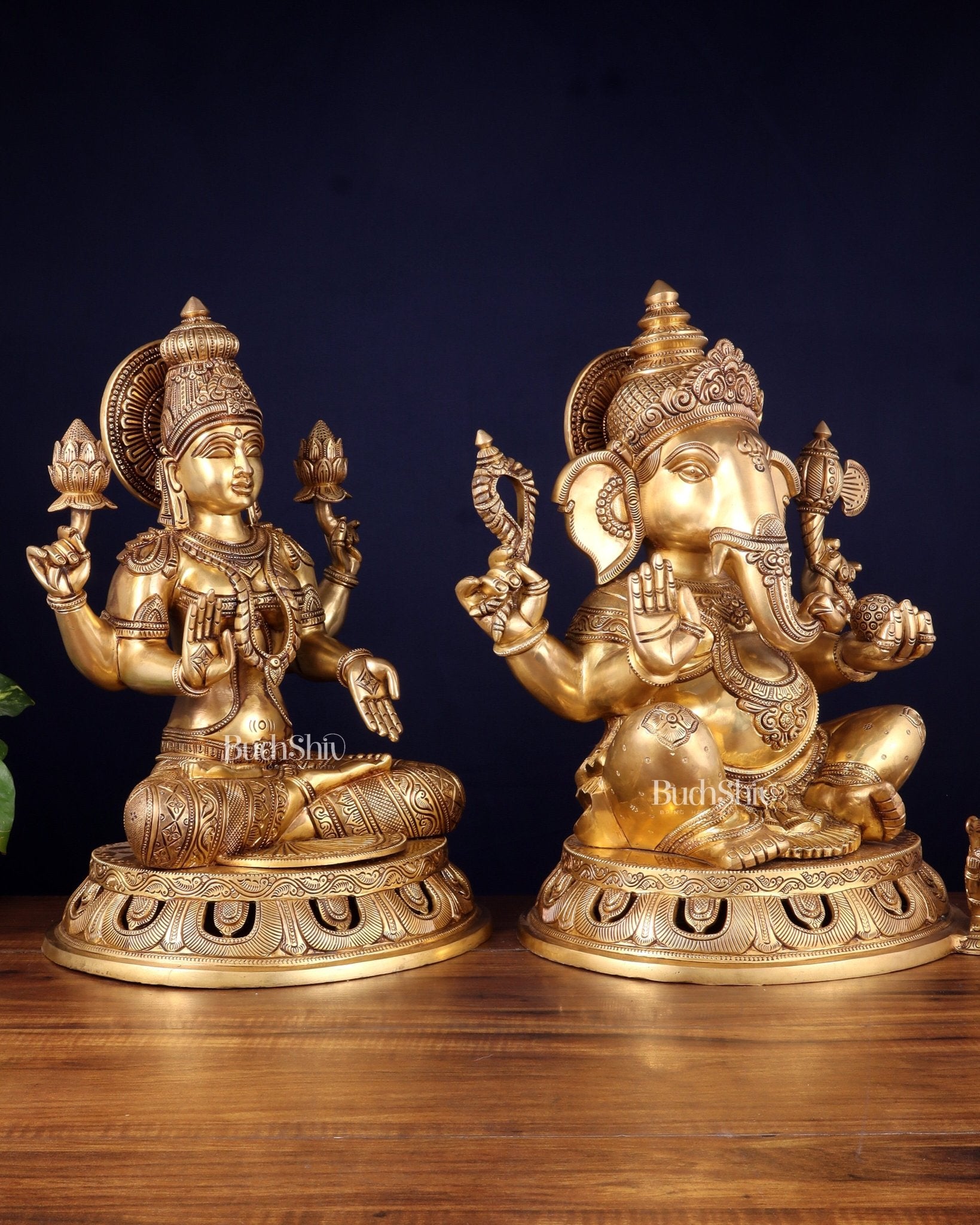 Pure Brass Ganesh Lakshmi Statue Pair – Superfine Handcrafted Idols 18" - Budhshiv.com