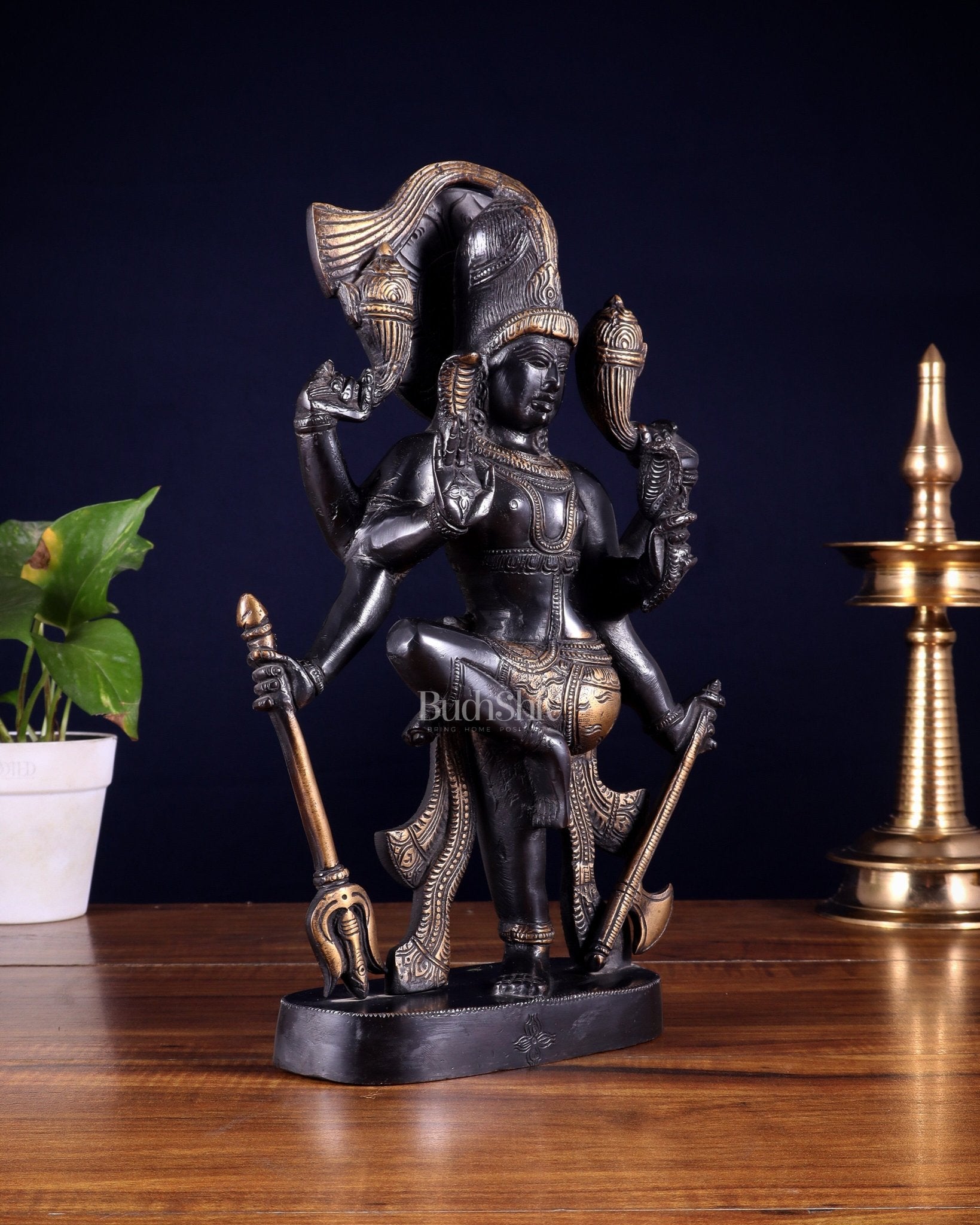 Pure Brass Handcrafted veer bhadra swamy Lord Shiva with 6 Arms - 13 inch - Budhshiv.com