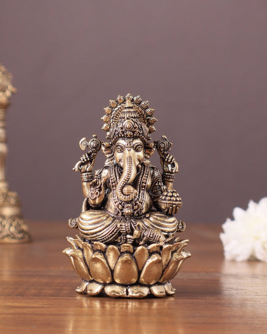 Pure Brass Intricate Superfine Ganesha Idol 3" - Budhshiv.com