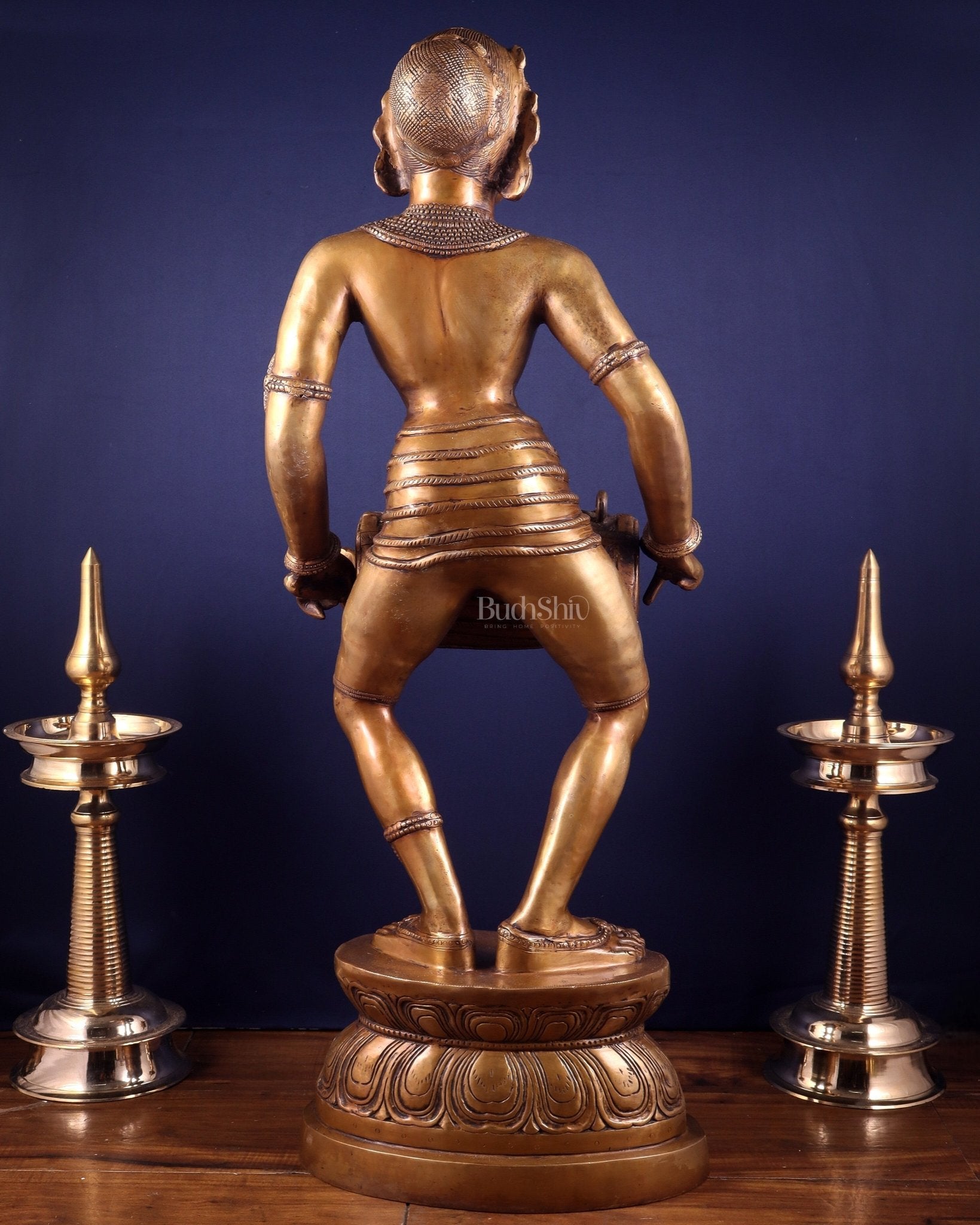 Pure Brass Large Dancing Indian Lady Playing Dholak Statue – 38 inch - Budhshiv.com