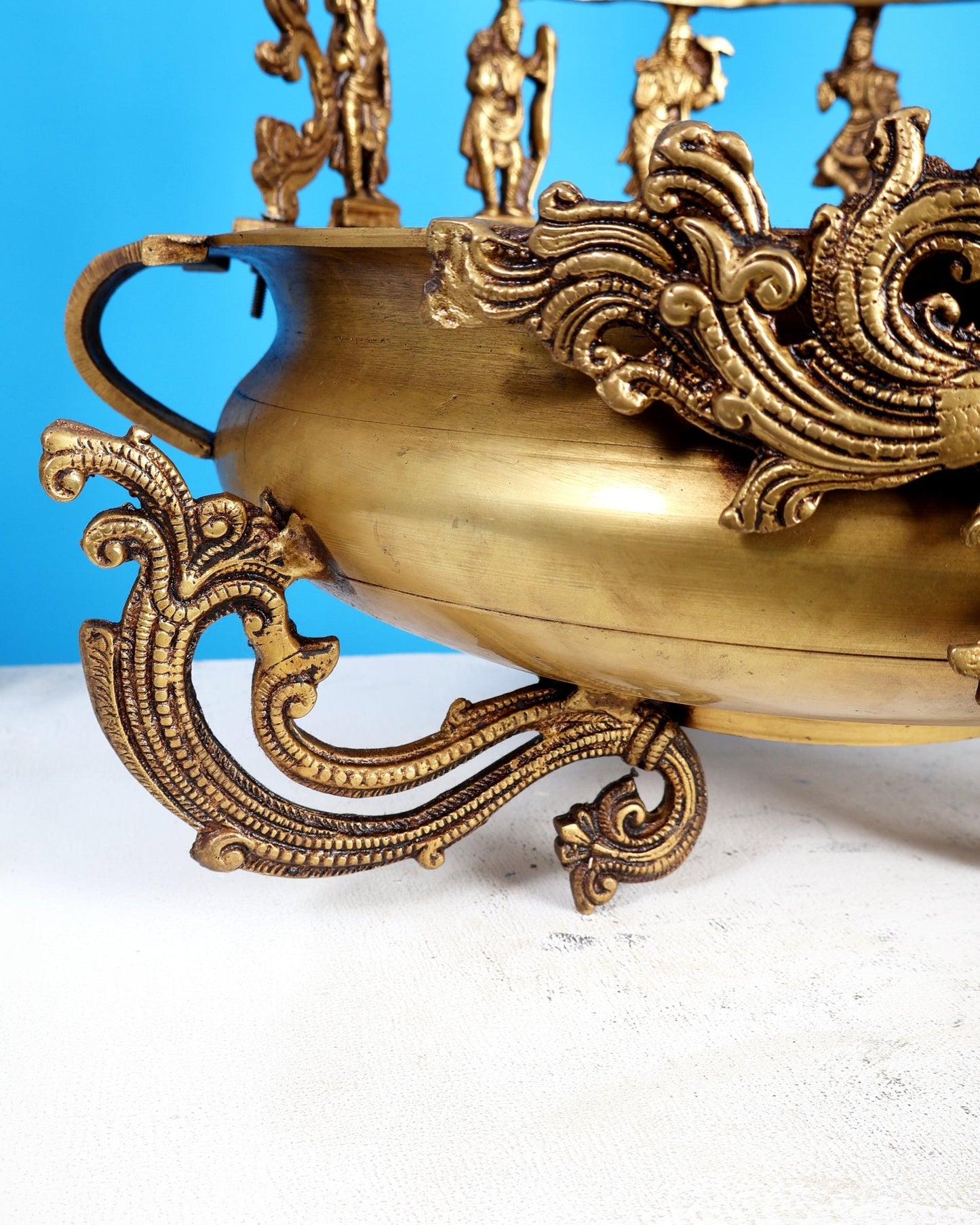 Pure Brass Large Dashavatar Urli – Majestic Traditional Decor for Homes & Ceremonies - Budhshiv.com