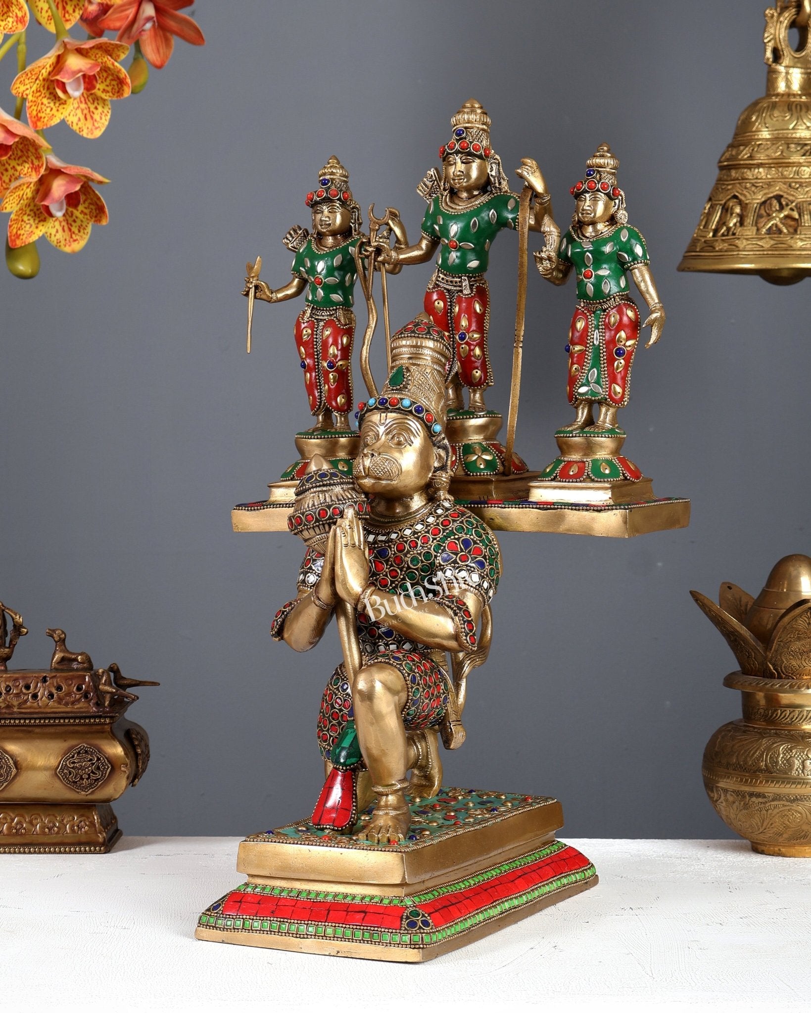 Pure Brass Large Lord Hanuman Carrying Rama, Lakshman, and Sita | Unique Ram Darbar Idol 18 inch with meenakari - Budhshiv.com