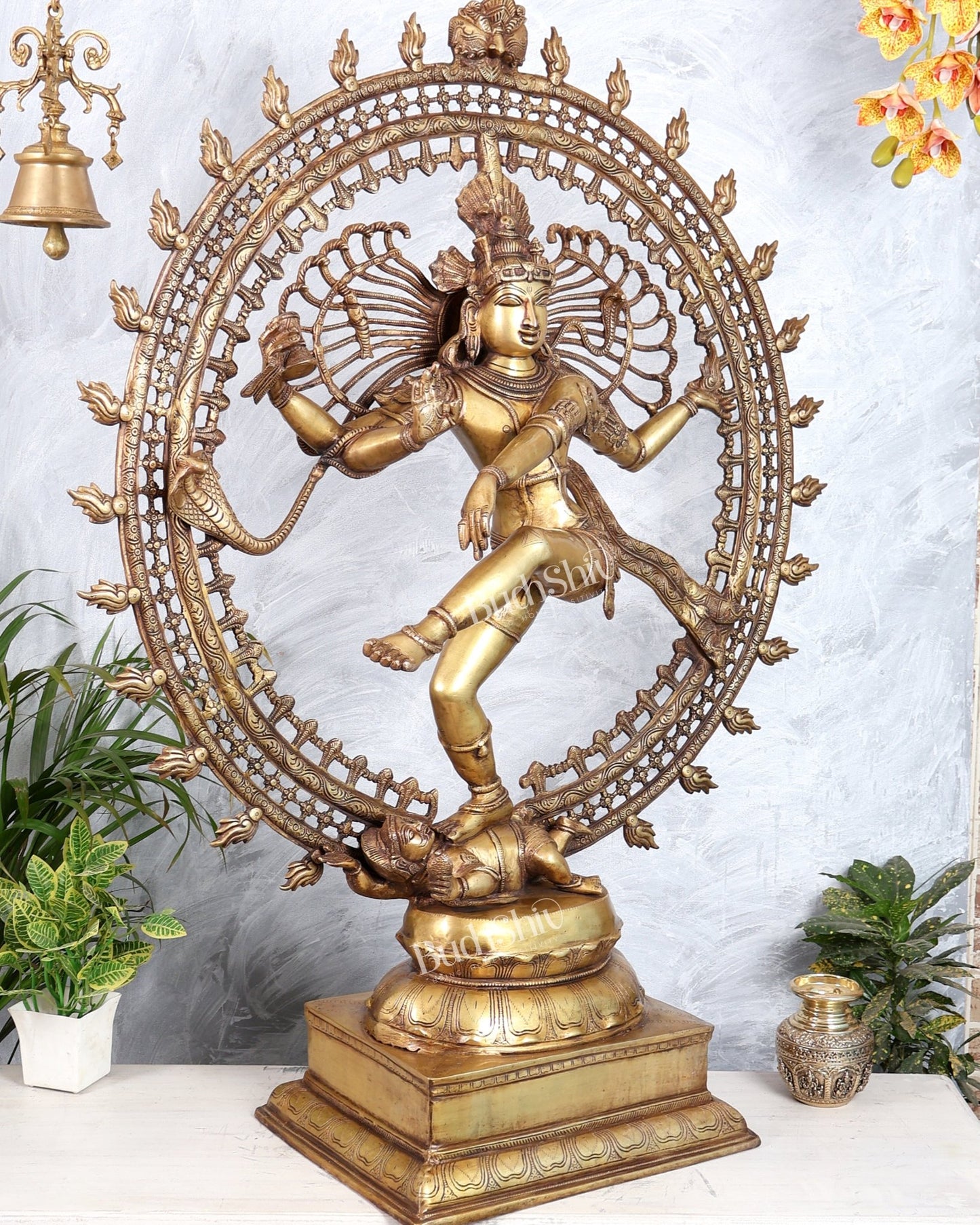 Pure Brass Large Lord Shiva as Nataraja - 47 Inch, Antique brass tone - Budhshiv.com
