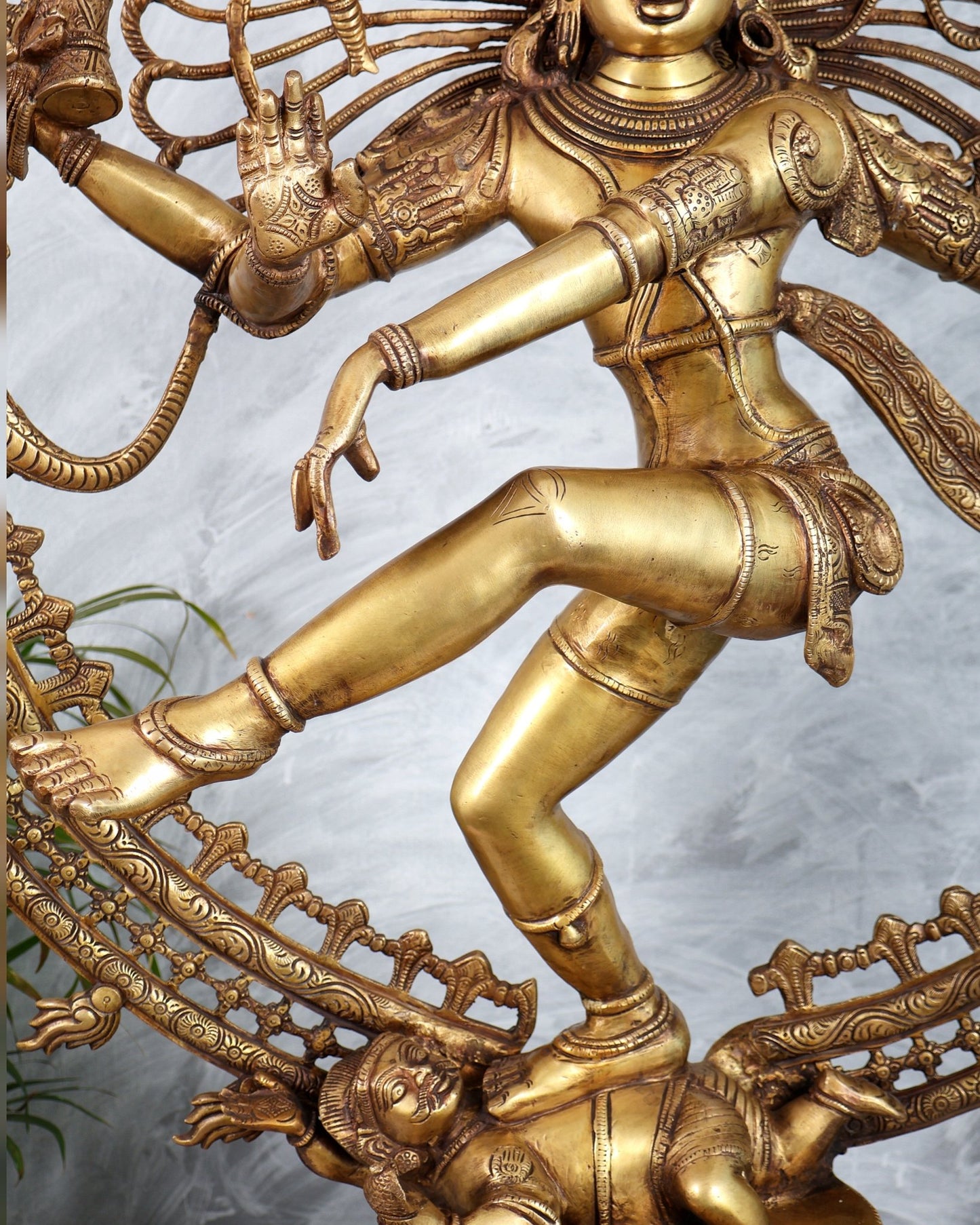 Pure Brass Large Lord Shiva as Nataraja - 47 Inch, Antique brass tone - Budhshiv.com