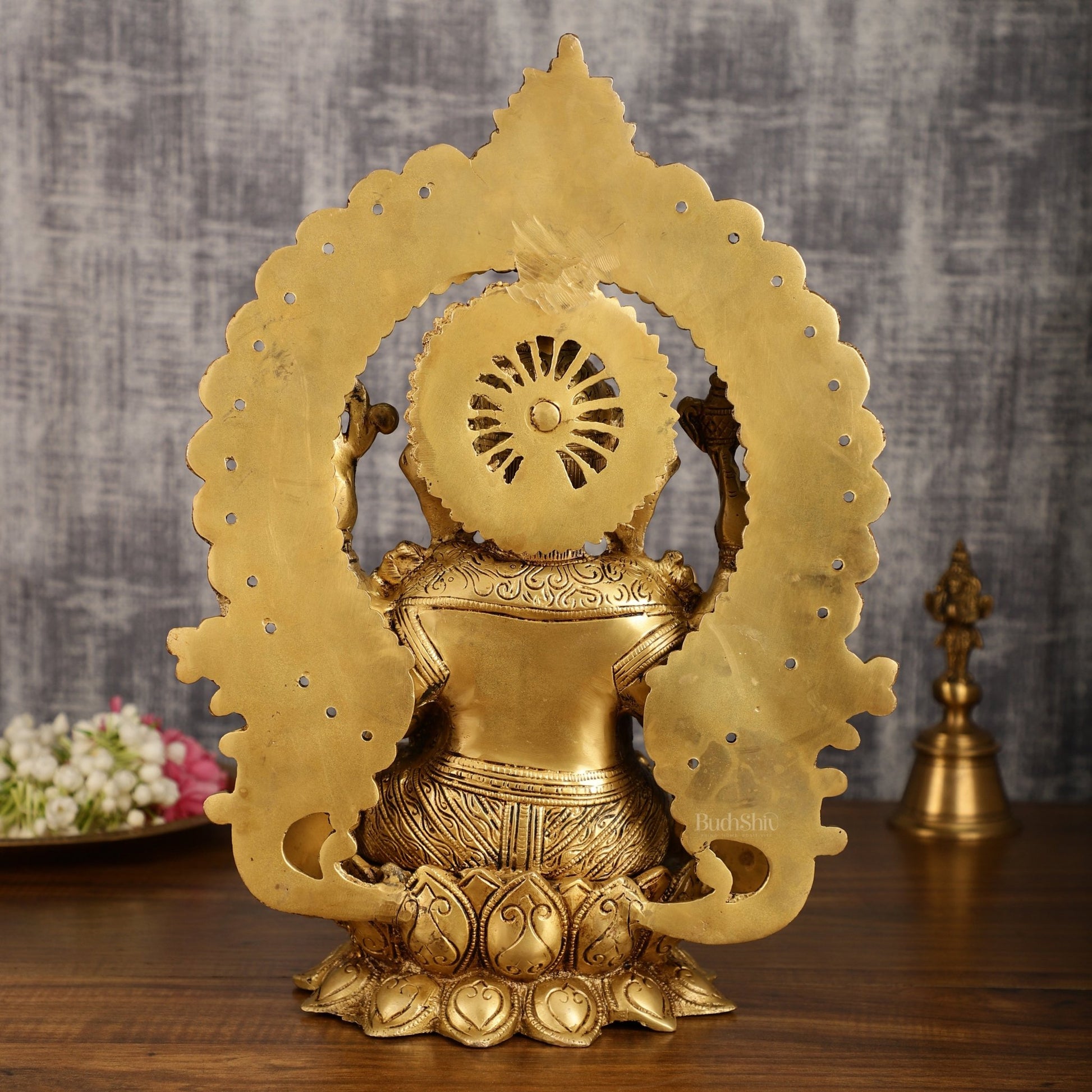Pure Brass Lord Ganesha with Kirtimukha Prabhavali Aura | 15.5 Inch - Budhshiv.com