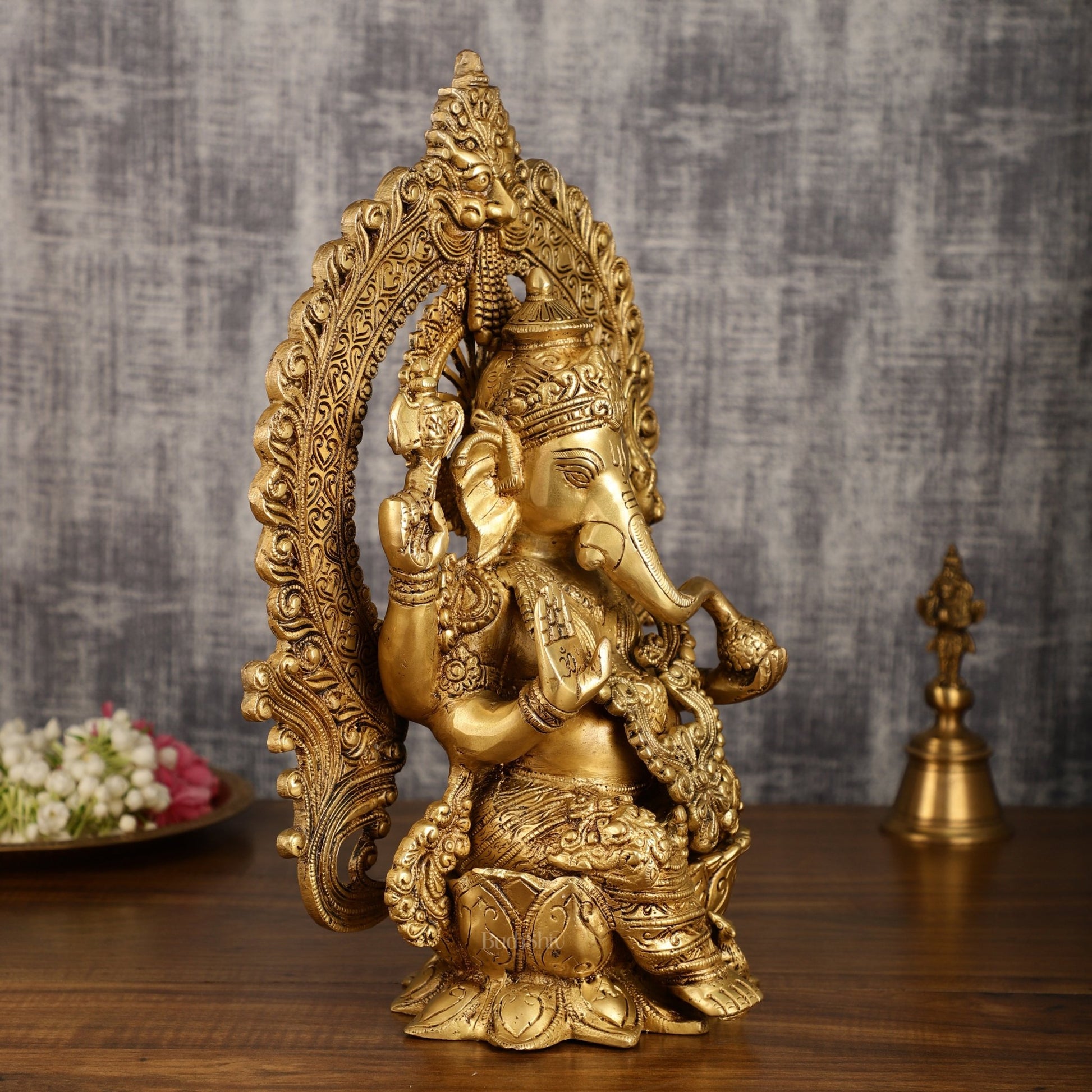 Pure Brass Lord Ganesha with Kirtimukha Prabhavali Aura | 15.5 Inch - Budhshiv.com