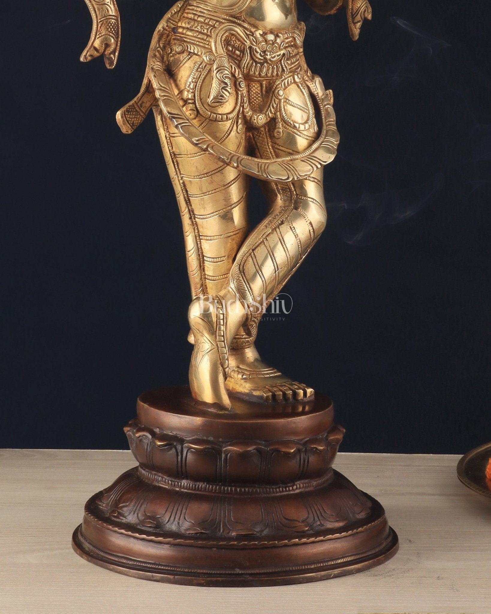 Pure Brass Lord Krishna Statue dual tone 22 inch - Budhshiv.com