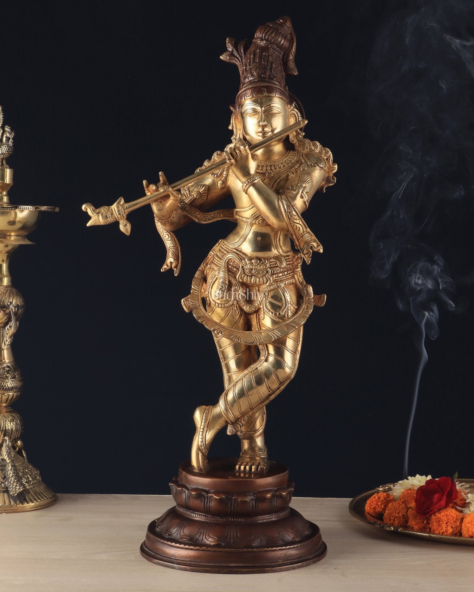 Pure Brass Lord Krishna Statue dual tone 22 inch - Budhshiv.com