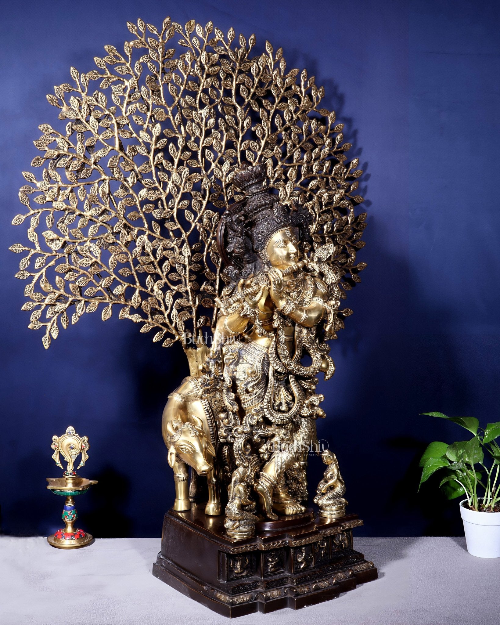 Pure Brass Lord Krishna with Cow and Kalpavriksha Tree – Large Idol 39" - Budhshiv.com
