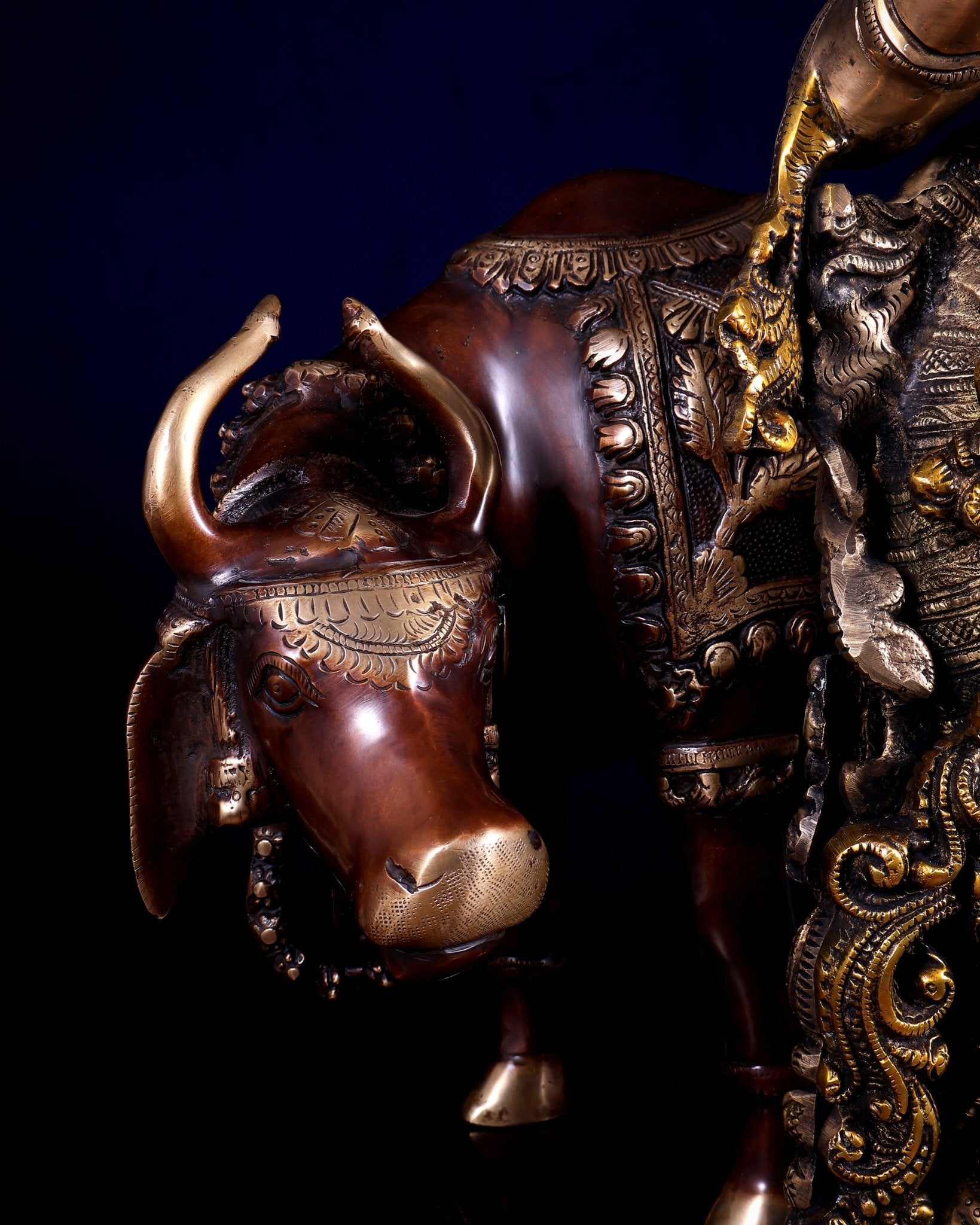 Pure Brass Lord Krishna with Cow Statue – Three Tone Finish 28 inch - Budhshiv.com