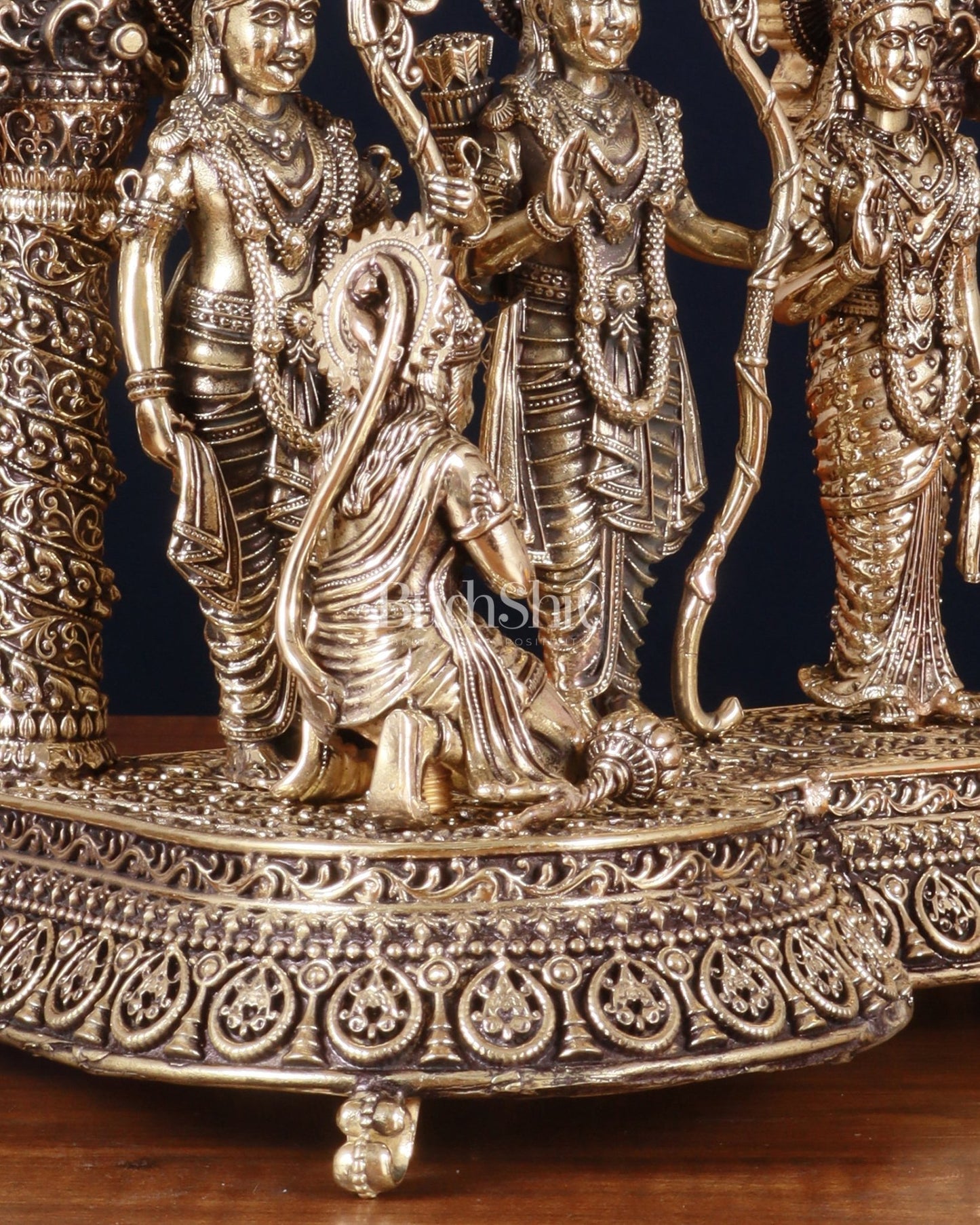 Pure Brass Lord Ram Darbar Intricately Crafted Statue – 9.5 Inch - Budhshiv.com