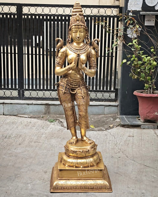 Pure Brass Namaste Lady Statue | Traditional Indian Welcome Woman Sculpture (51 Inch) - Budhshiv.com